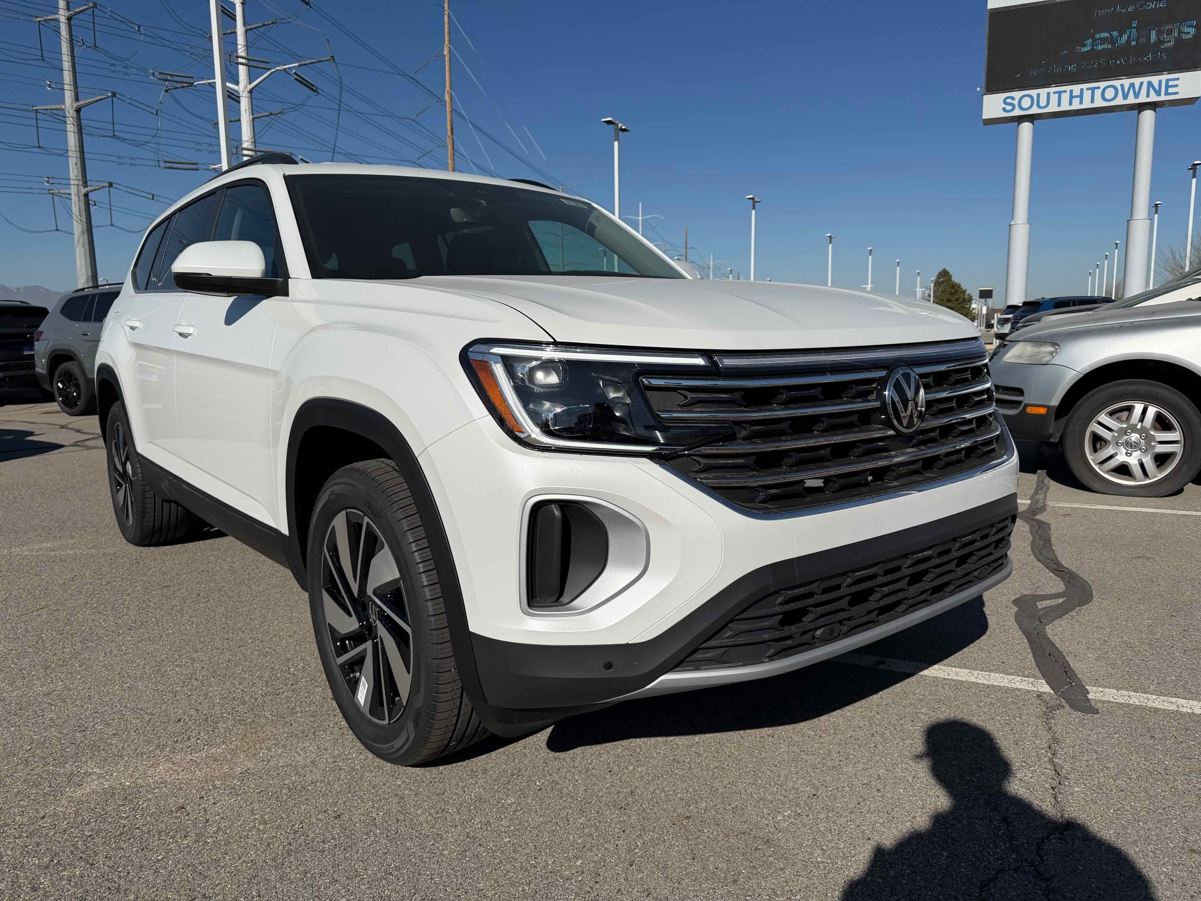 2026 Volkswagen Atlas 2.0T SE w/Technology