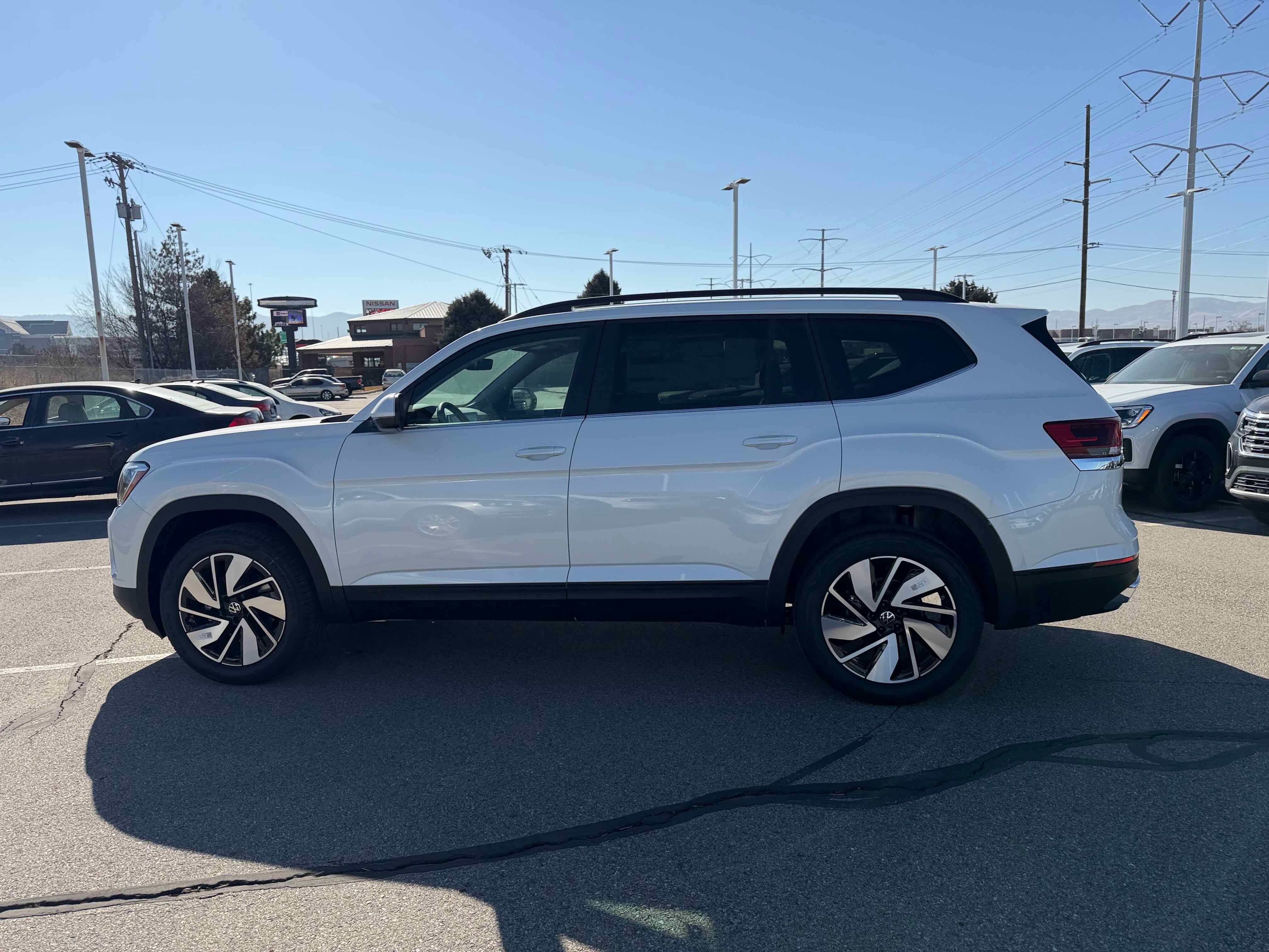 2026 Volkswagen Atlas 2.0T SE w/Technology