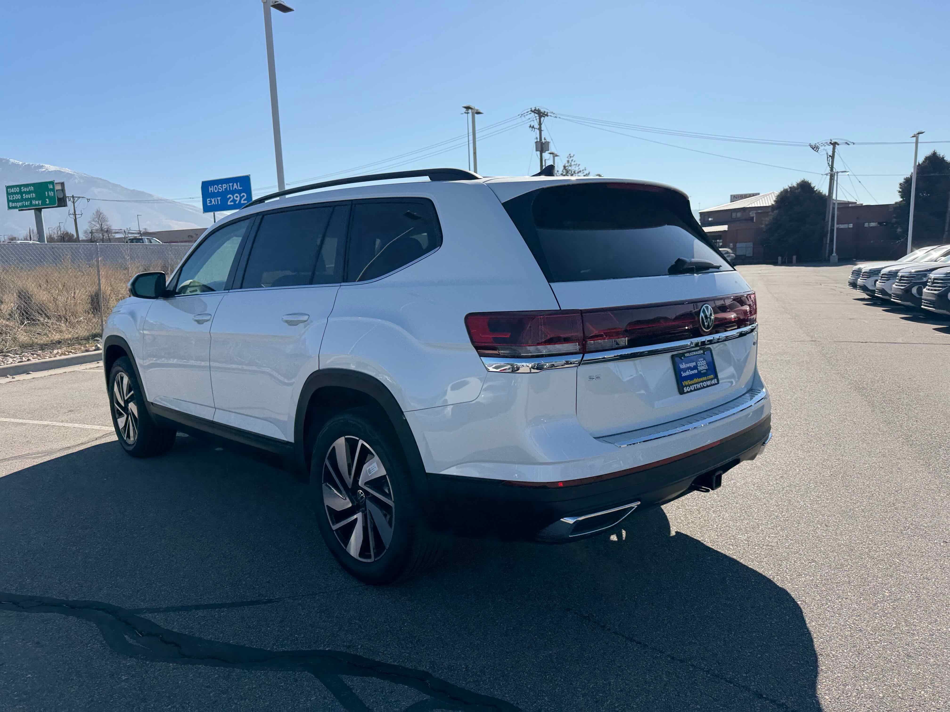 2026 Volkswagen Atlas 2.0T SE w/Technology