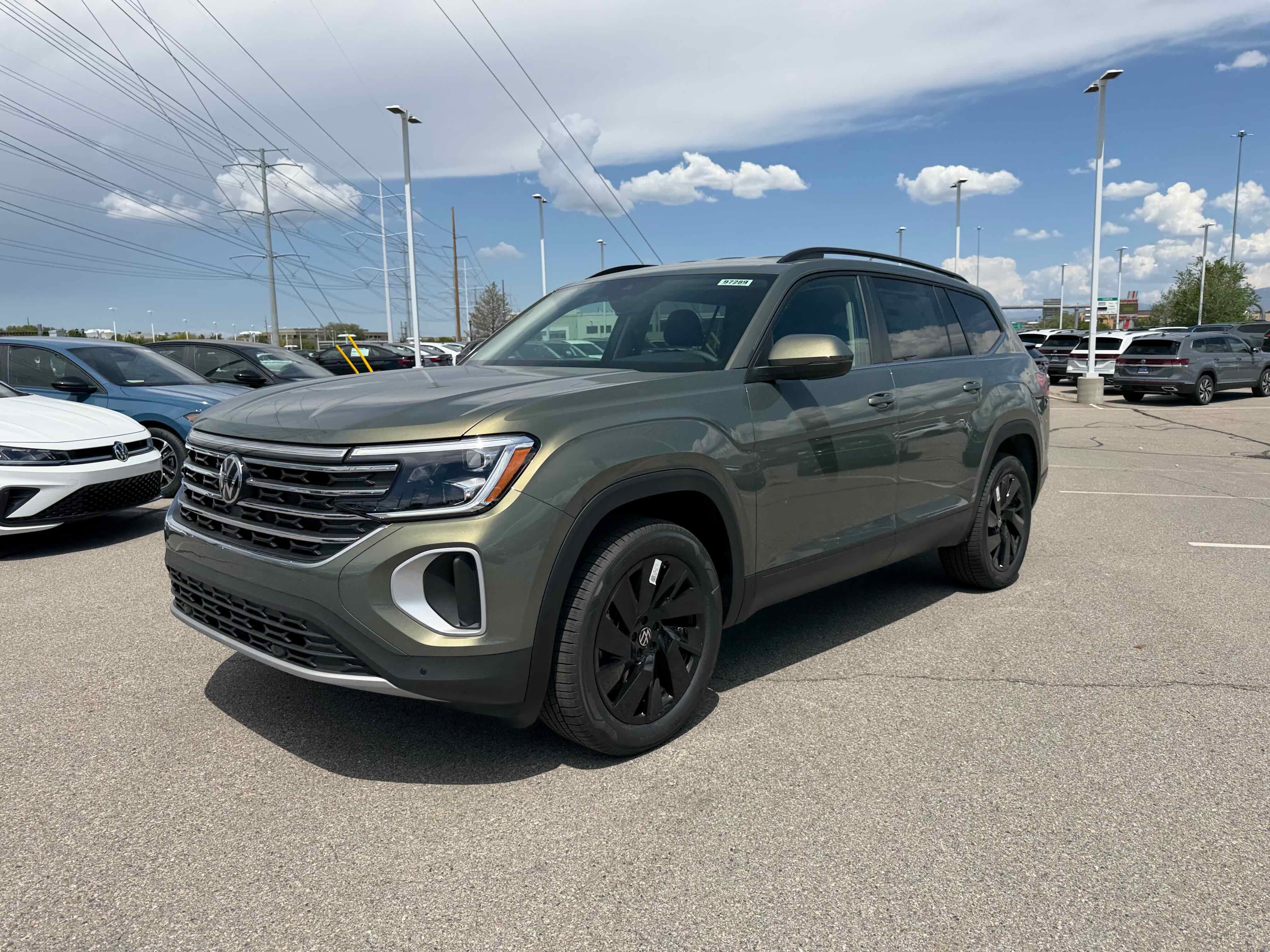 2026 Volkswagen Atlas 2.0T SE w/Technology