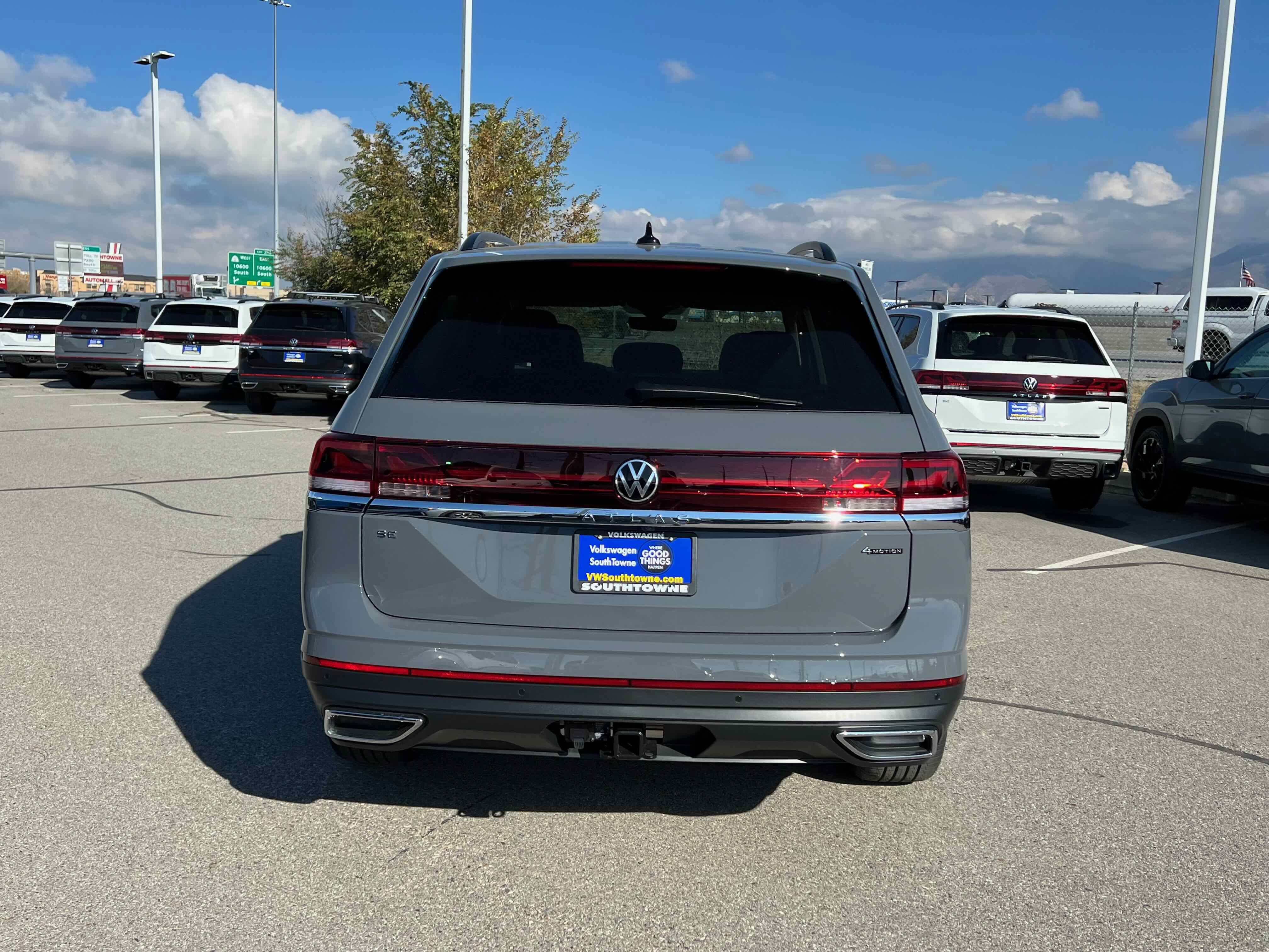 2026 Volkswagen Atlas 2.0T SE w/Technology