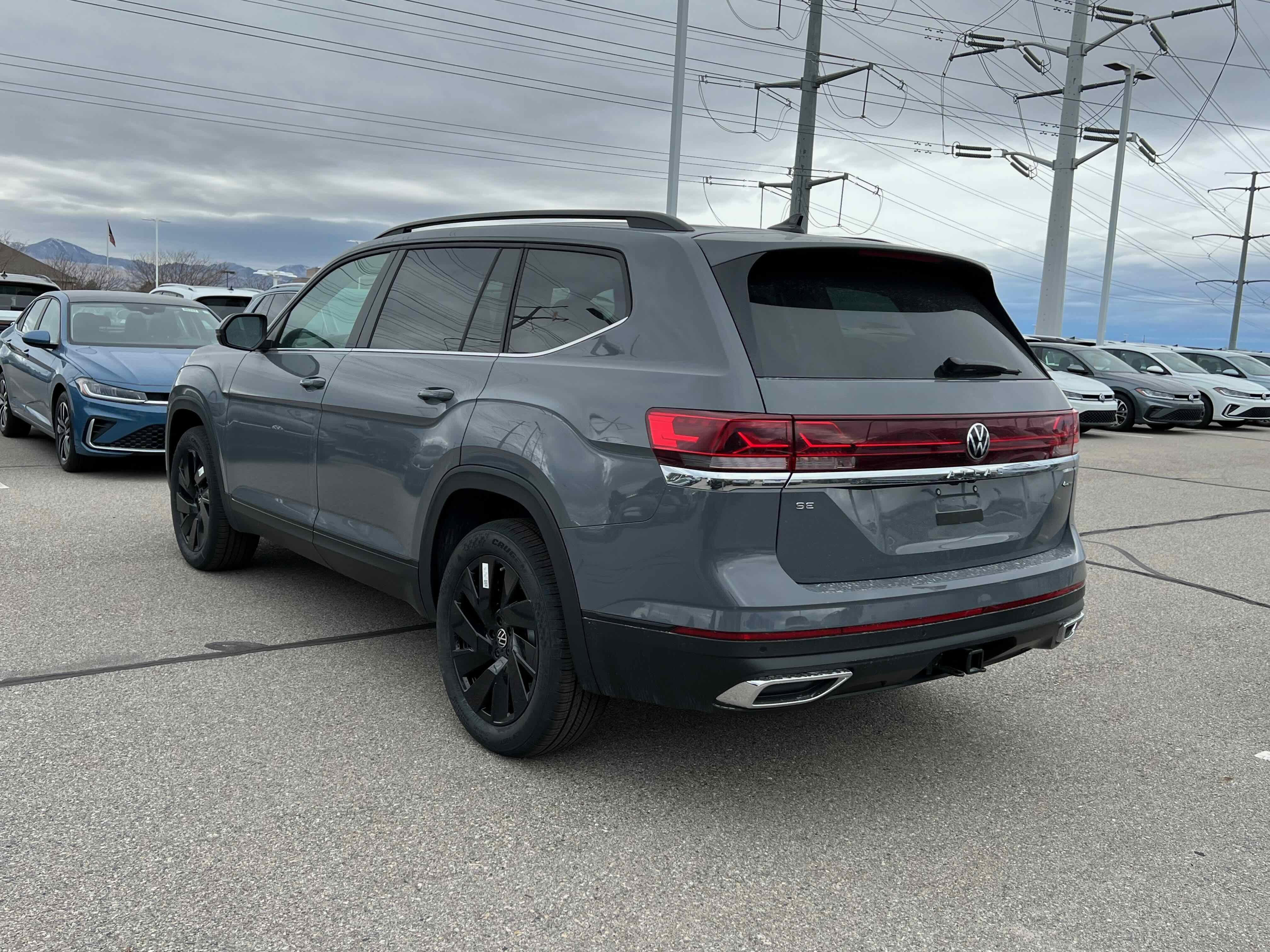 2026 Volkswagen Atlas 2.0T SE w/Technology