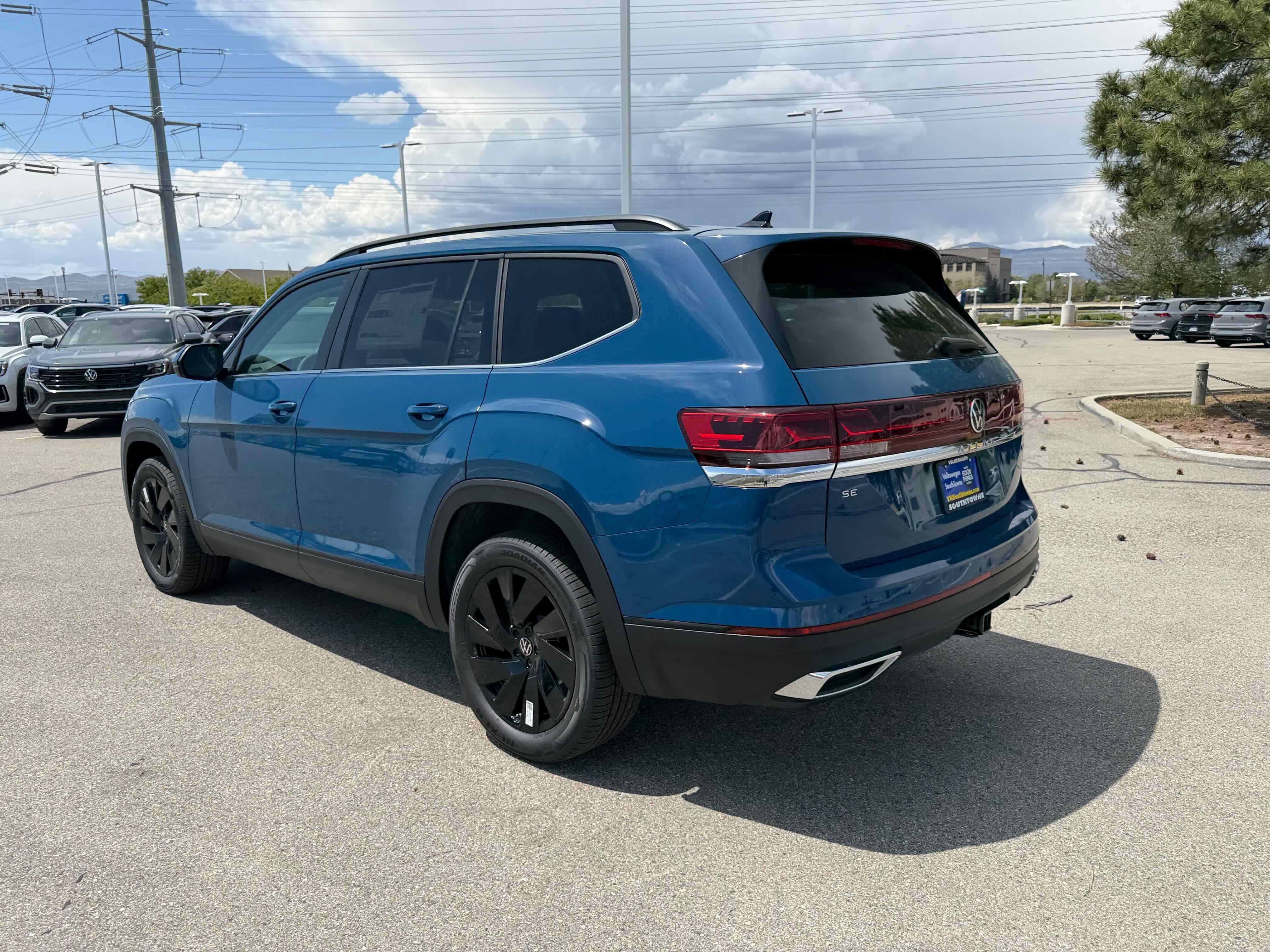 2026 Volkswagen Atlas 2.0T SE w/Technology