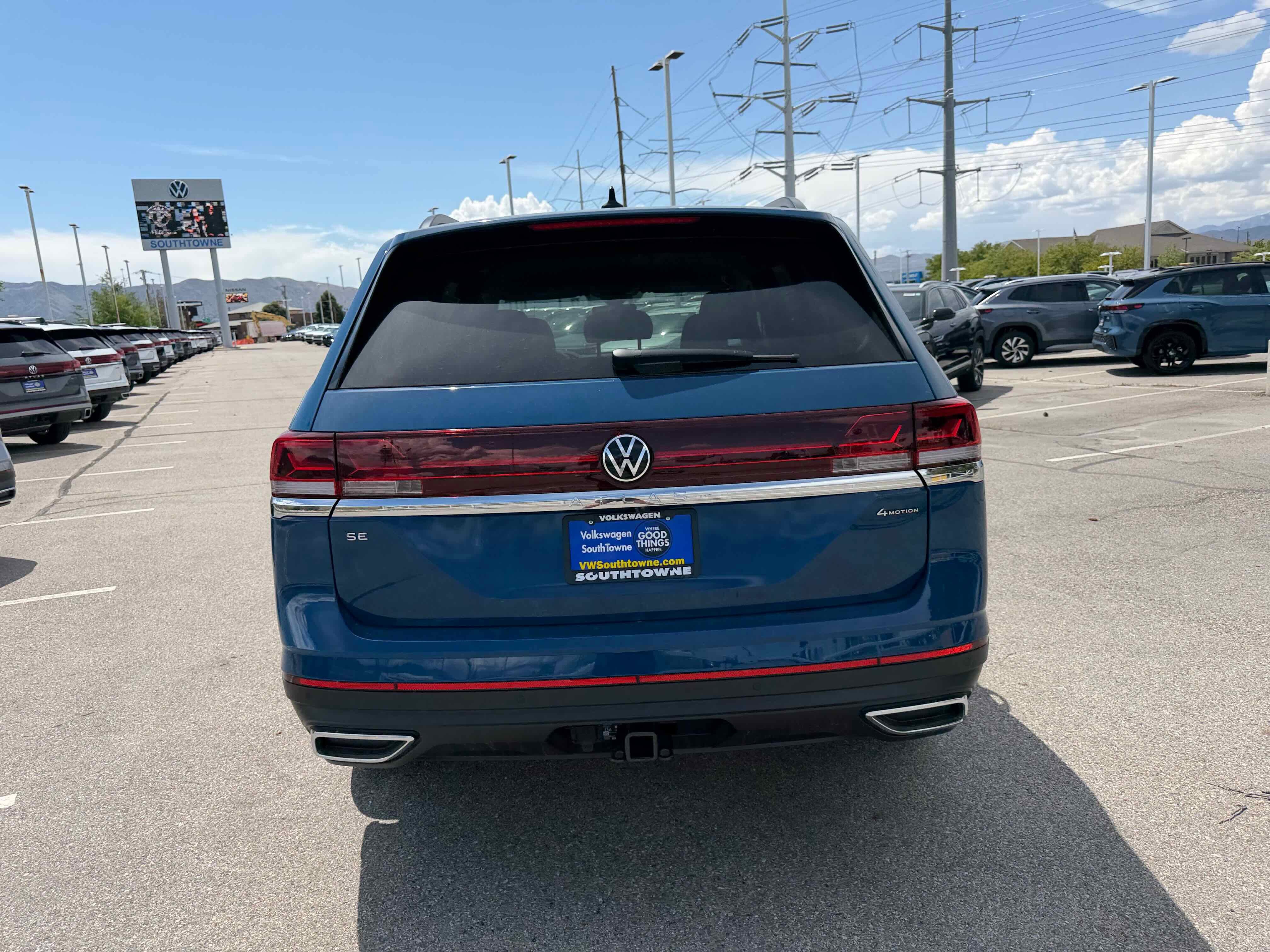 2026 Volkswagen Atlas 2.0T SE w/Technology