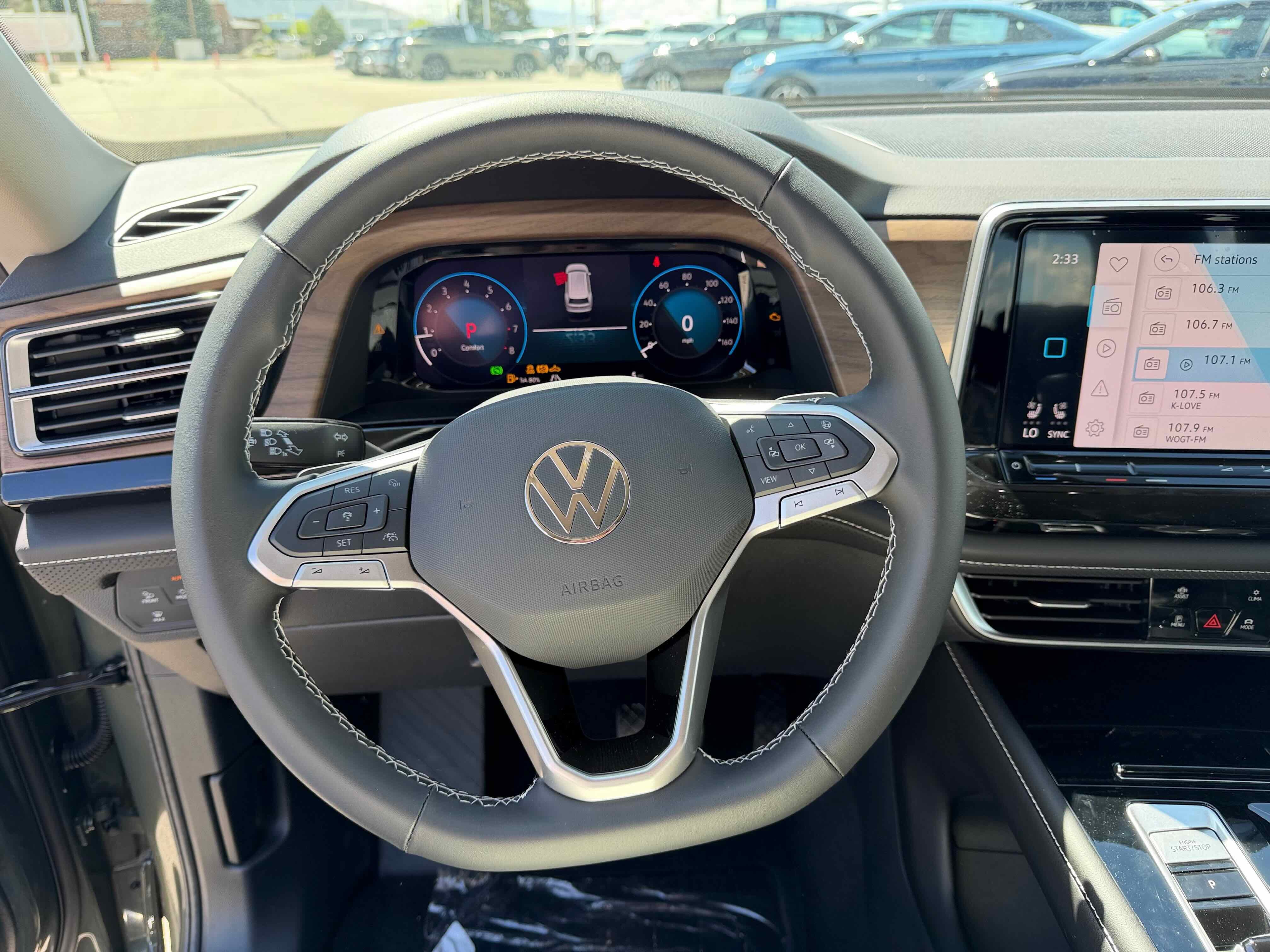 2026 Volkswagen Atlas 2.0T SE w/Technology