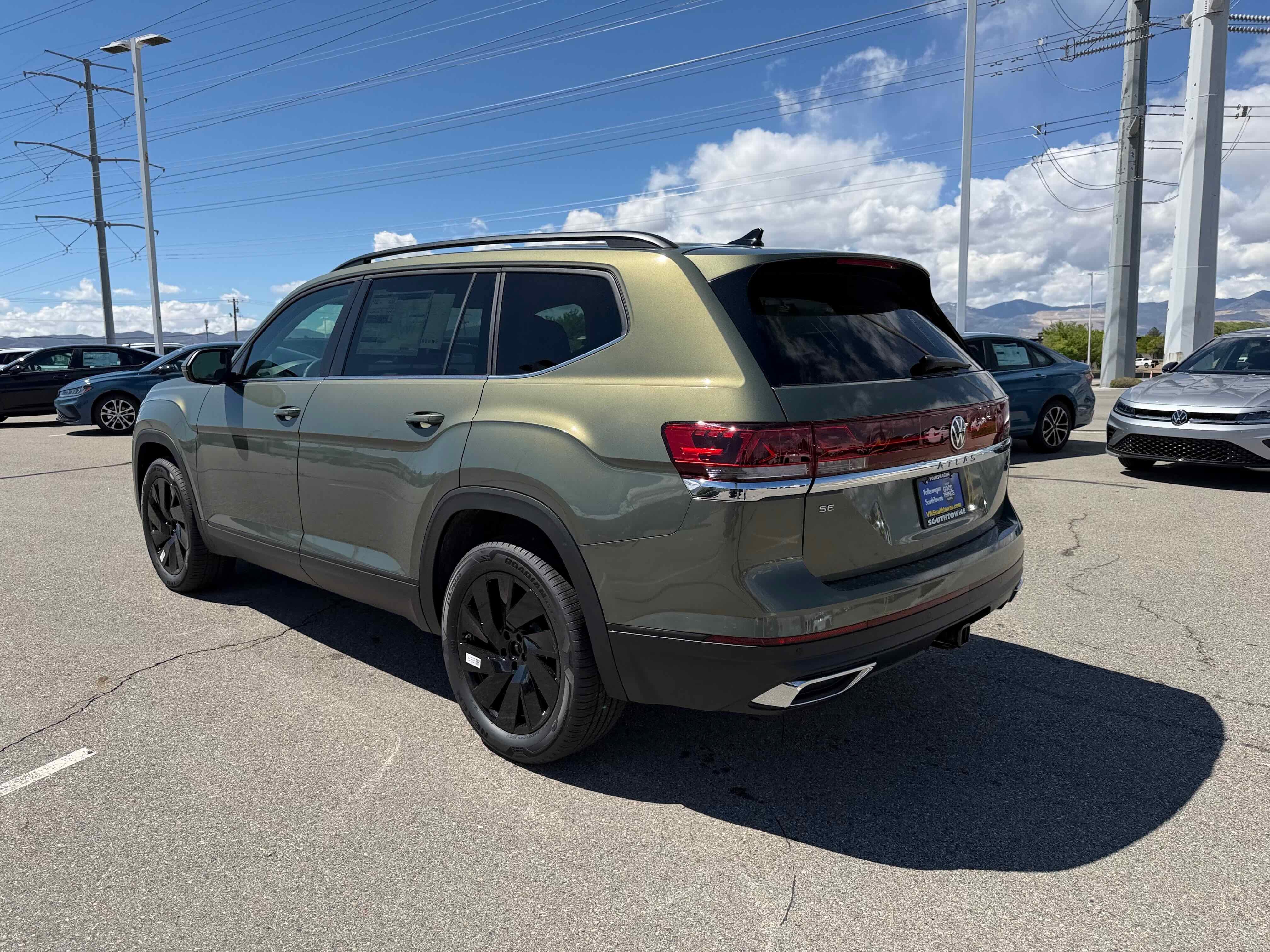 2026 Volkswagen Atlas 2.0T SE w/Technology
