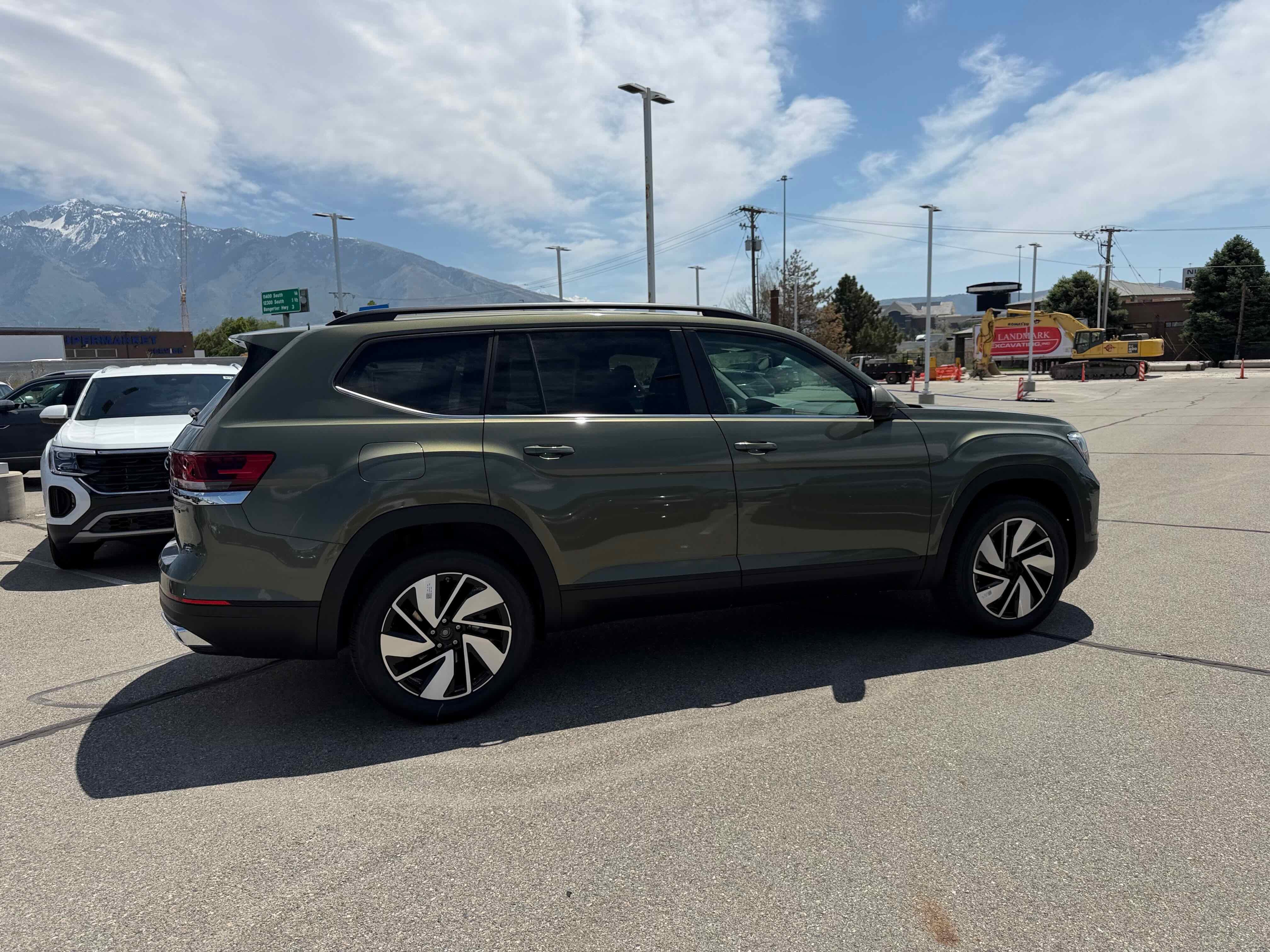 2026 Volkswagen Atlas 2.0T SE w/Technology