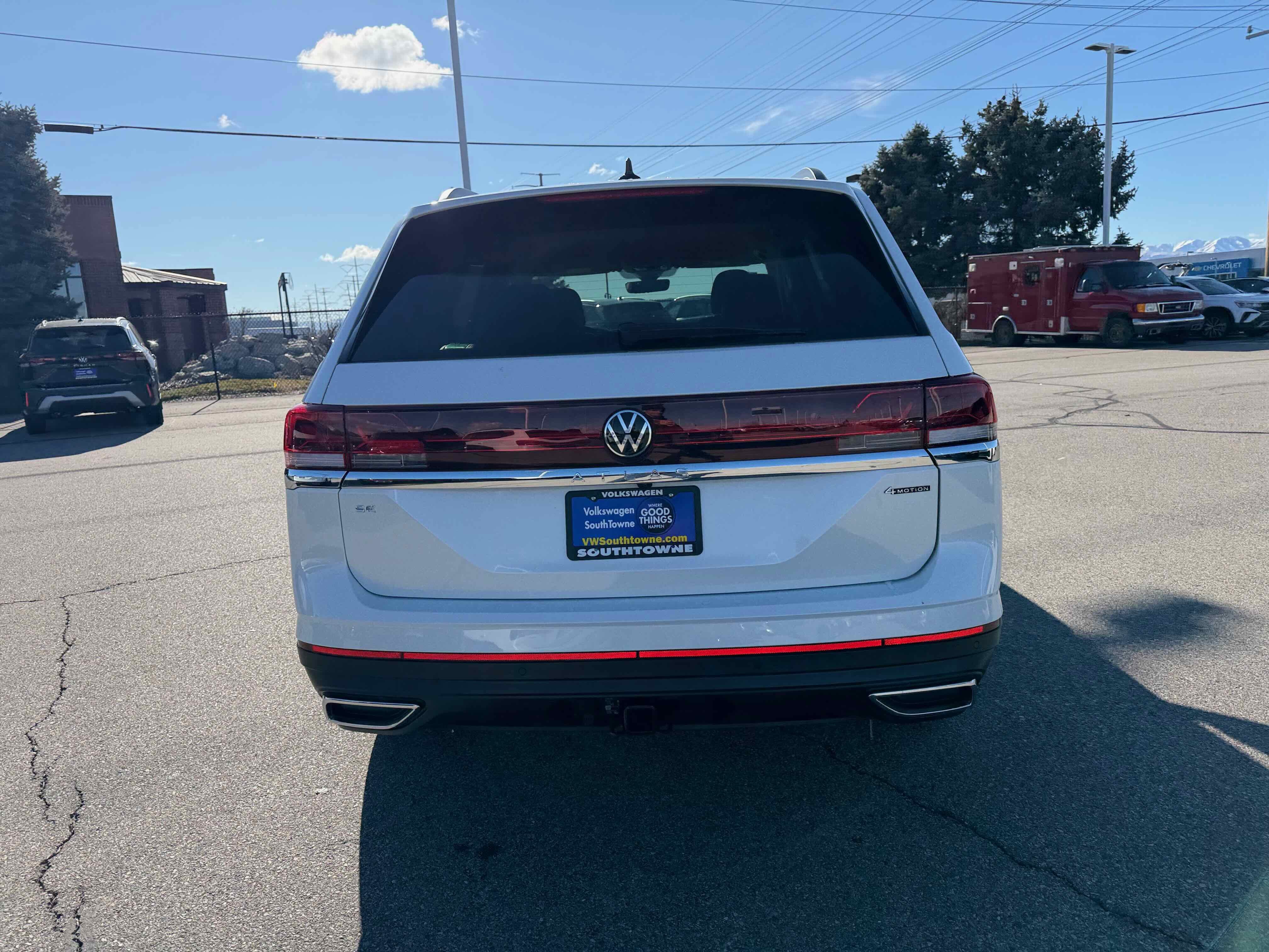 2026 Volkswagen Atlas 2.0T SE w/Technology
