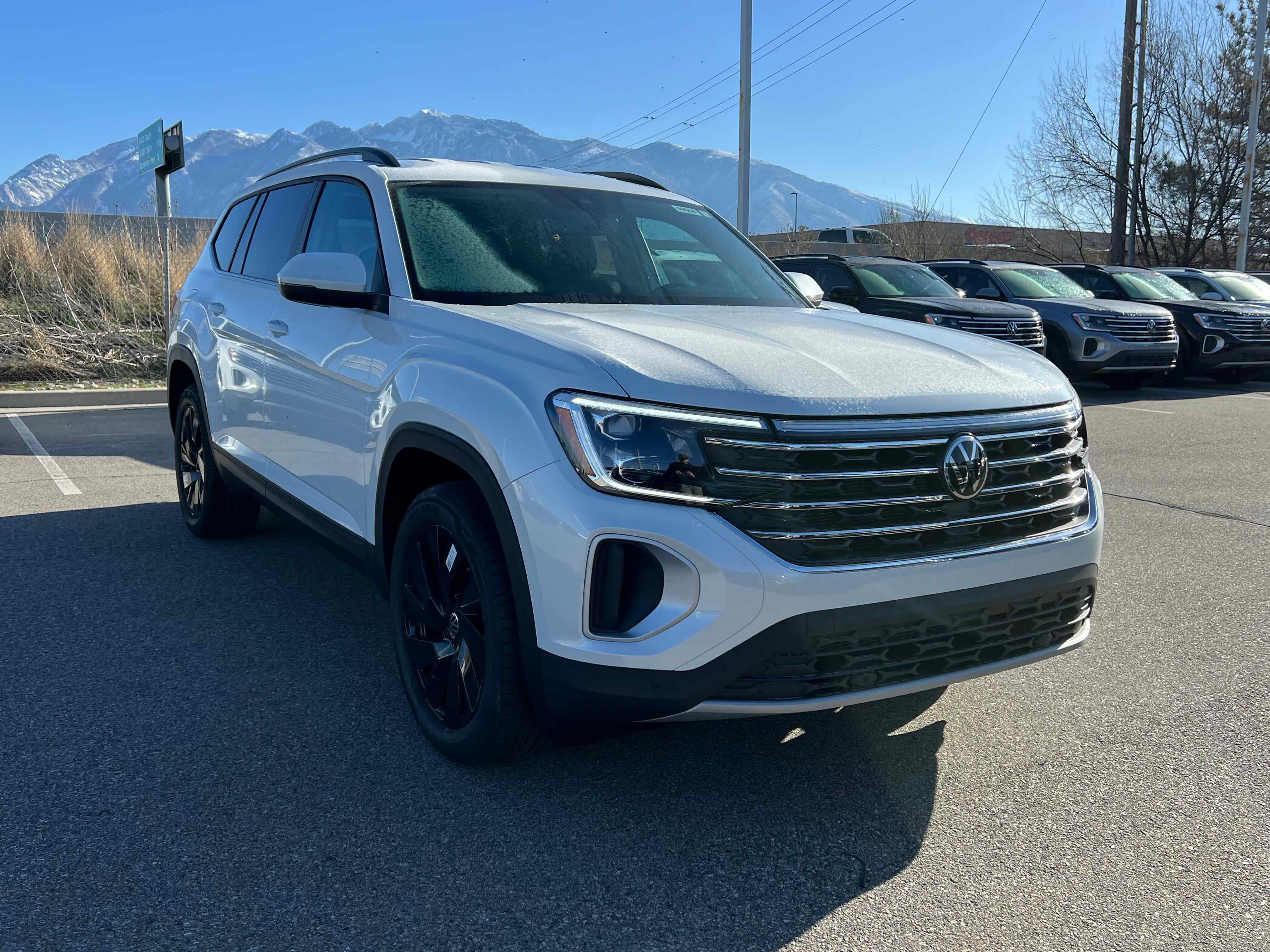 2026 Volkswagen Atlas 2.0T SE w/Technology