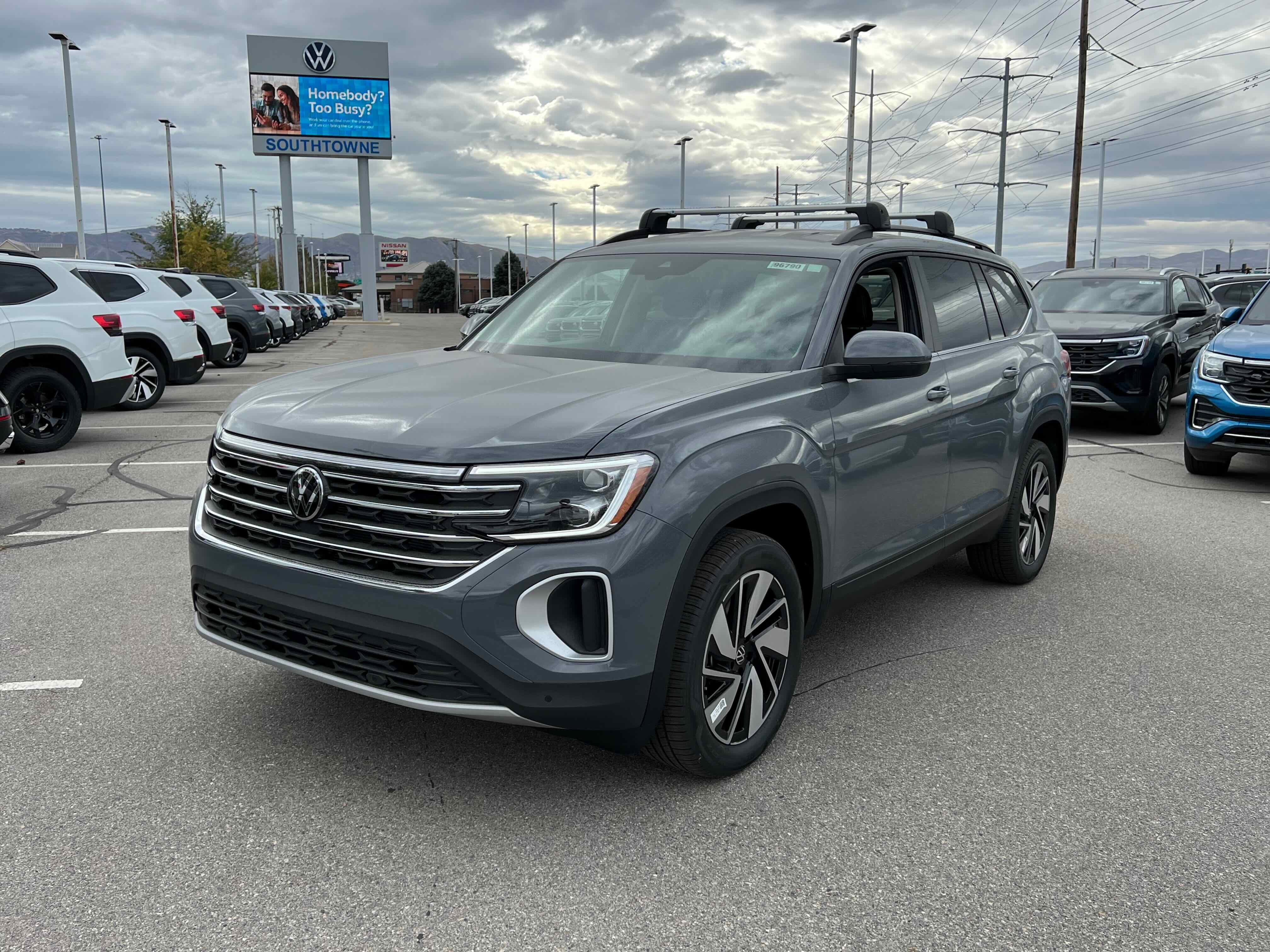 2026 Volkswagen Atlas 2.0T SE w/Technology