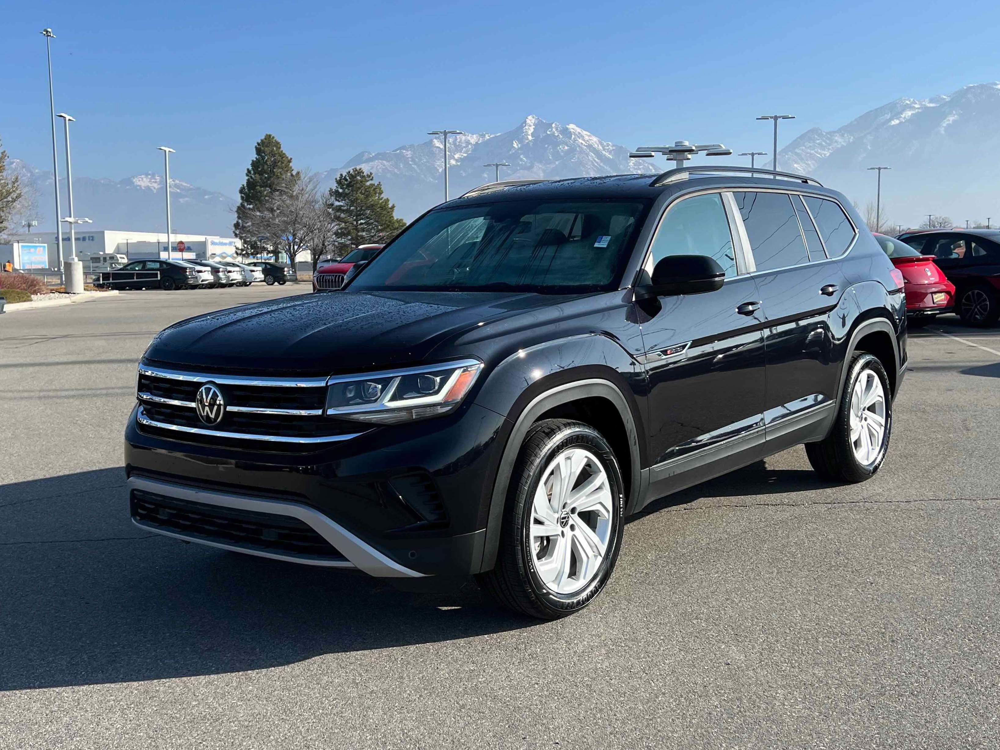 2023 Volkswagen Atlas 3.6L V6 SE w/Technology