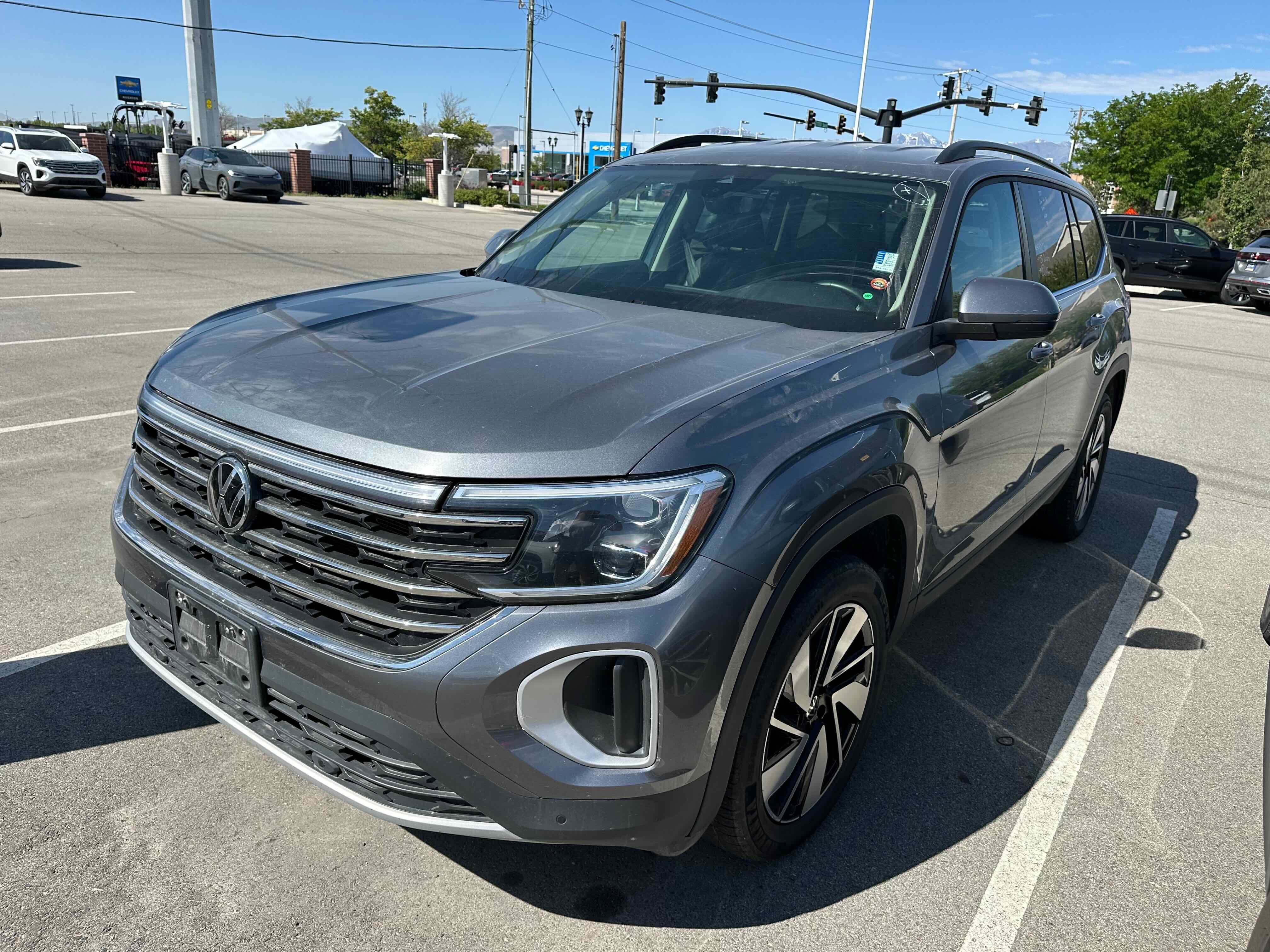 2025 Volkswagen Atlas 2.0T SE w/Tech 4MOTION's photo