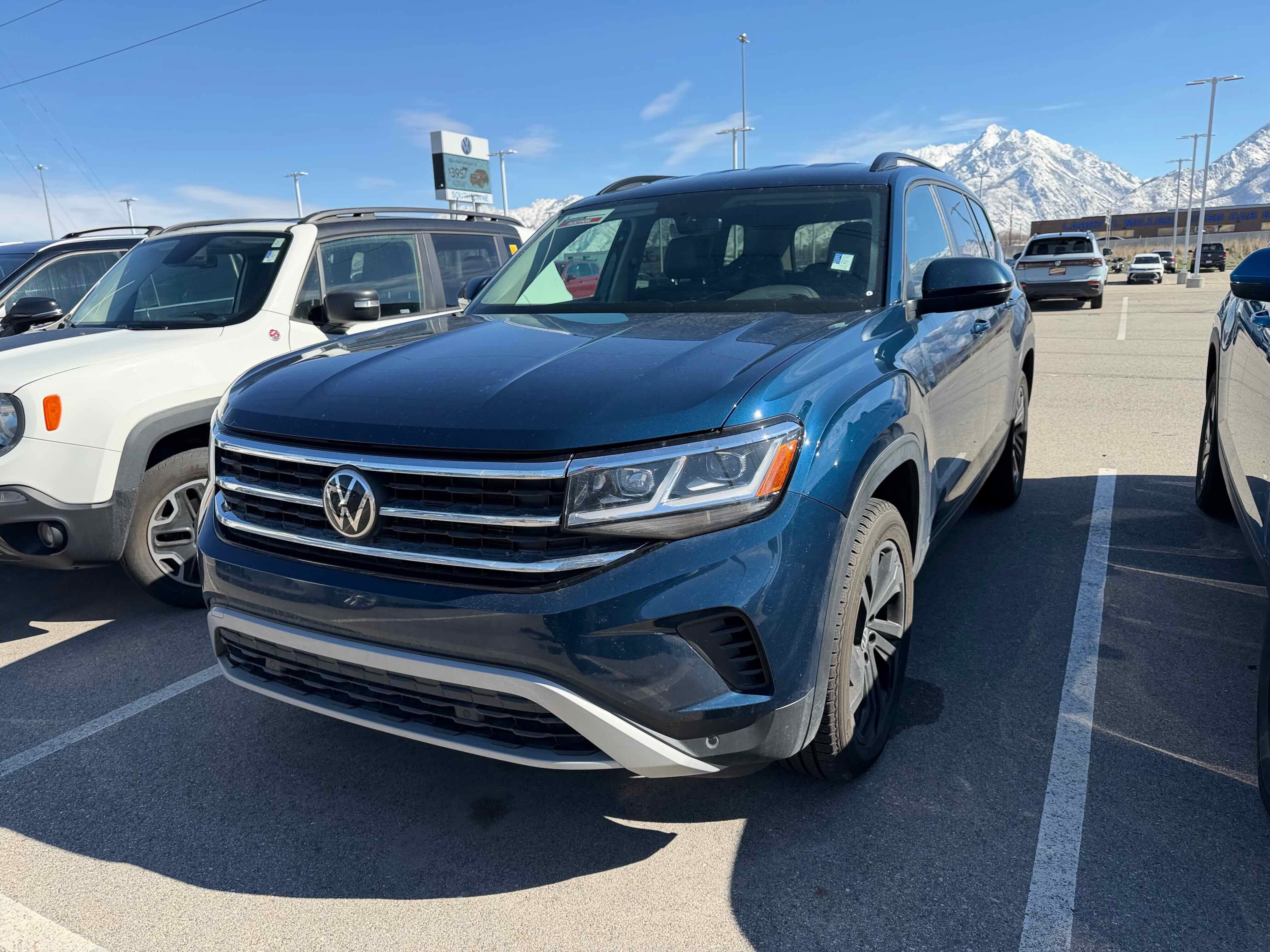 2022 Volkswagen Atlas 3.6L V6 SE w/Technology