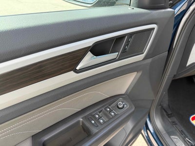 2022 Volkswagen Atlas 3.6L V6 SE w/Technology