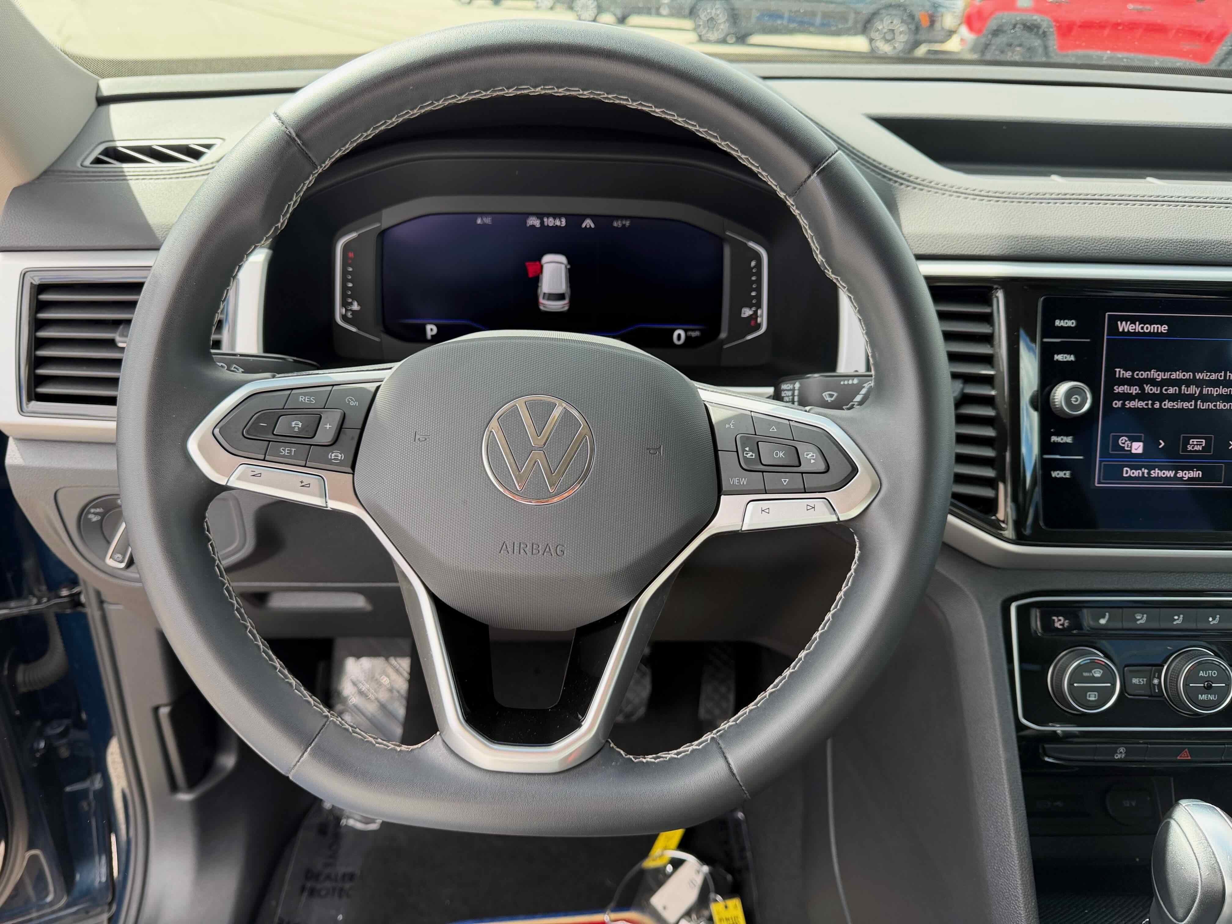 2022 Volkswagen Atlas 3.6L V6 SE w/Technology