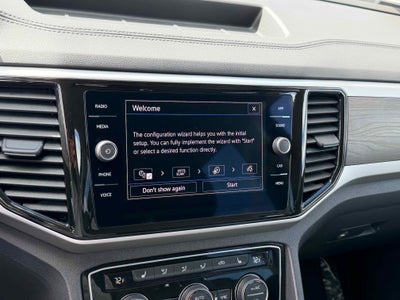 2022 Volkswagen Atlas 3.6L V6 SE w/Technology