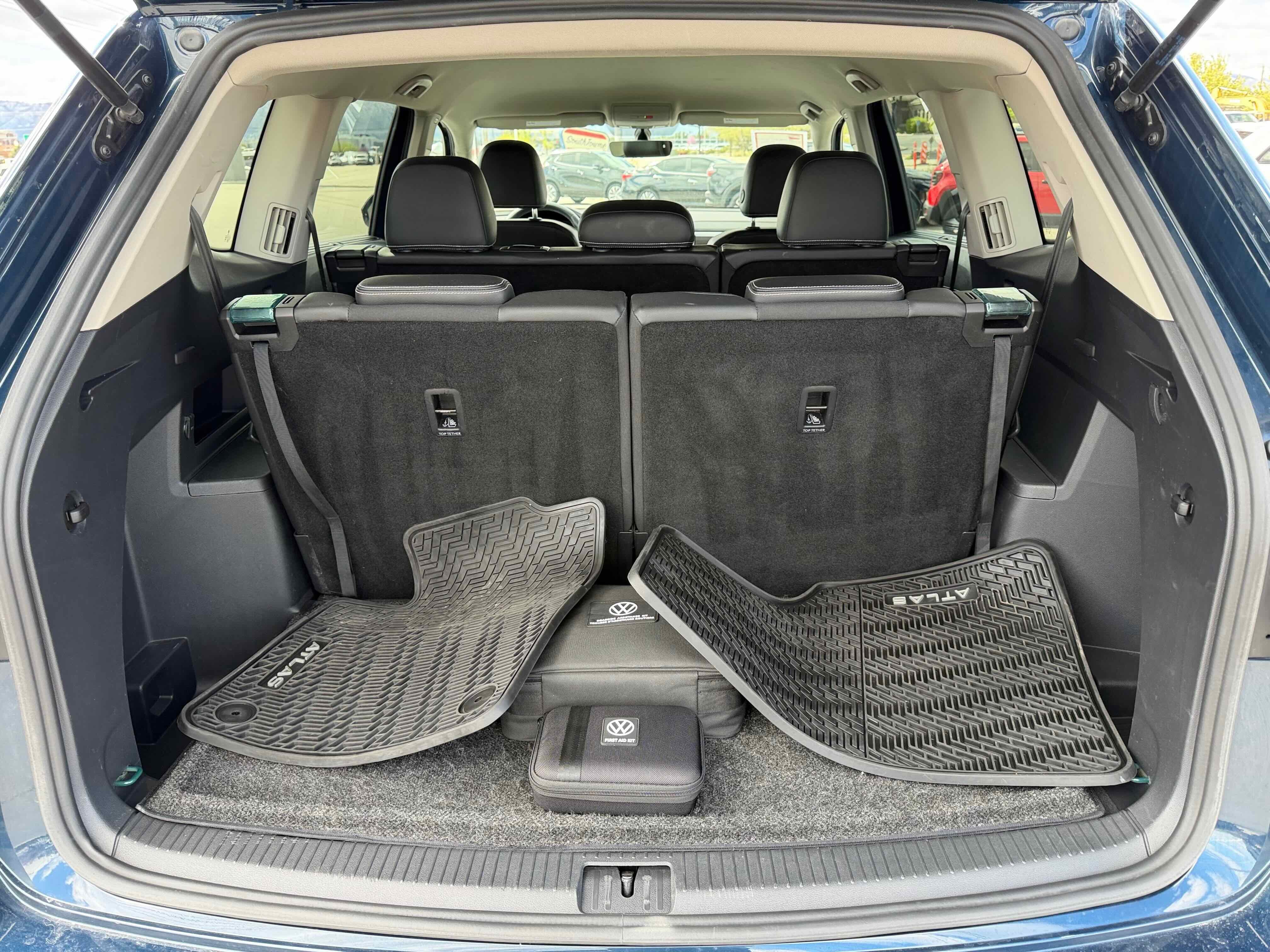 2022 Volkswagen Atlas 3.6L V6 SE w/Technology
