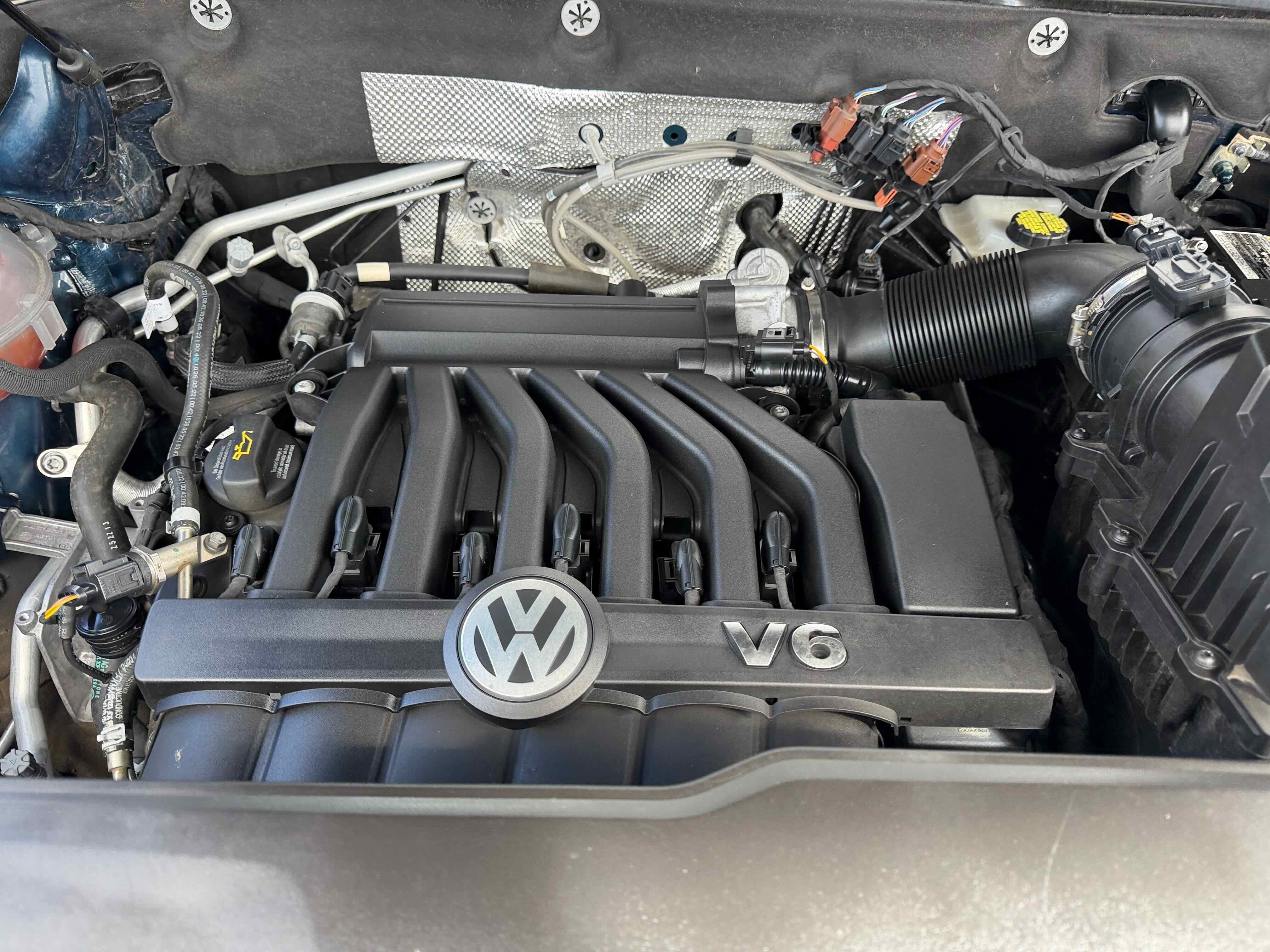 2022 Volkswagen Atlas 3.6L V6 SE w/Technology