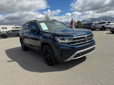 2022 Volkswagen Atlas 3.6L V6 SE w/Technology