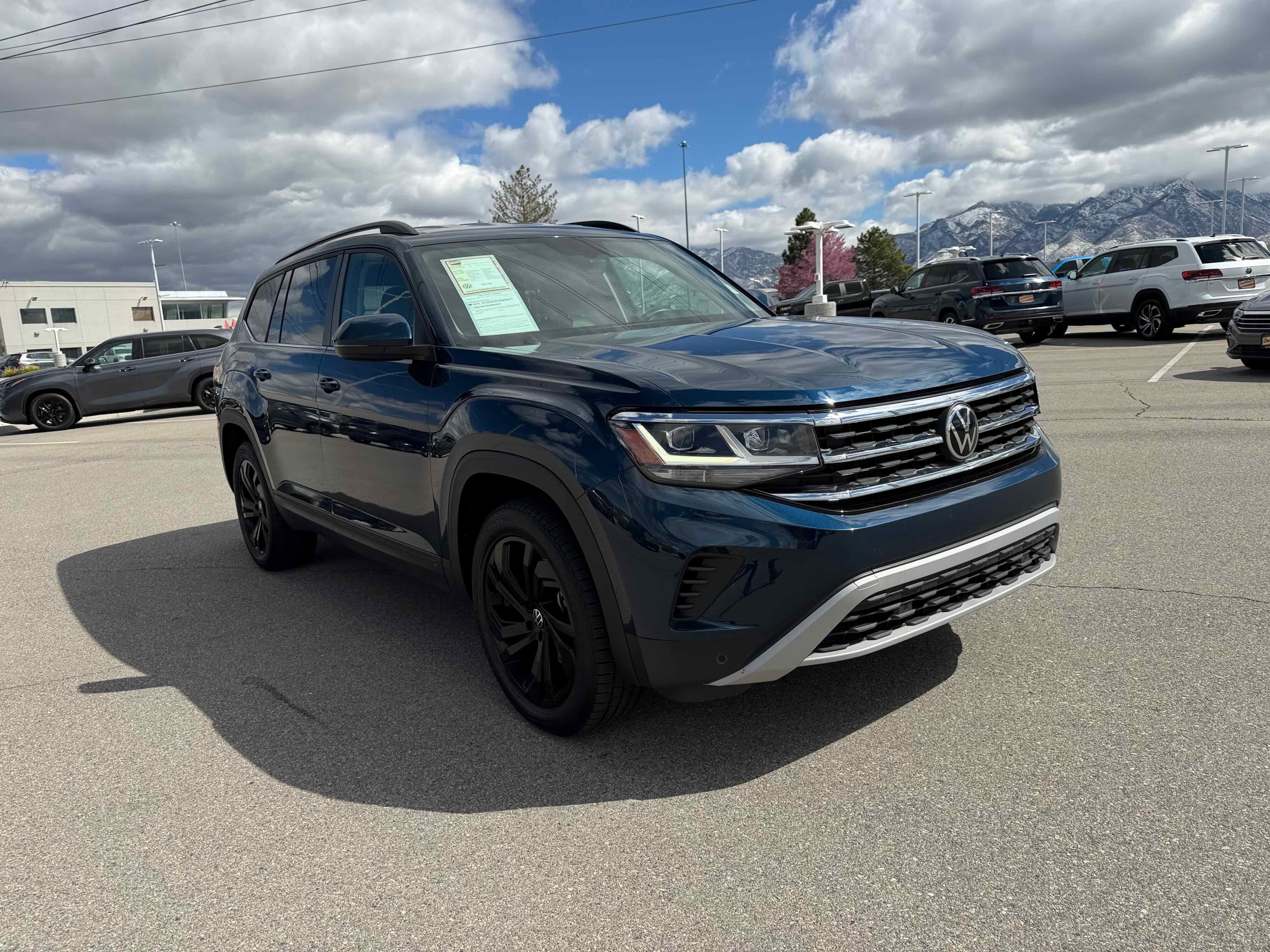 2022 Volkswagen Atlas 3.6L V6 SE w/Technology