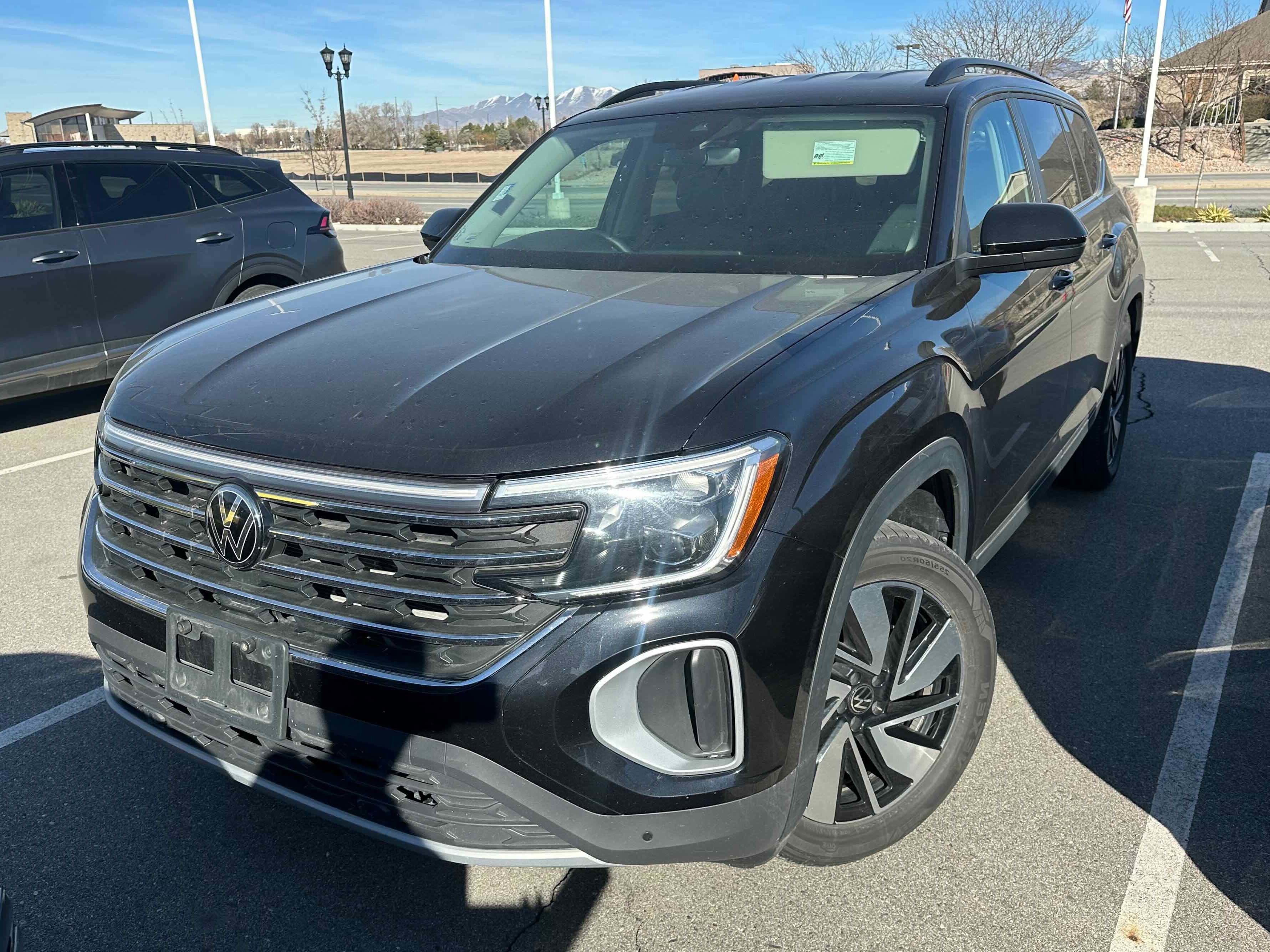 2025 Volkswagen Atlas SE w/Tech