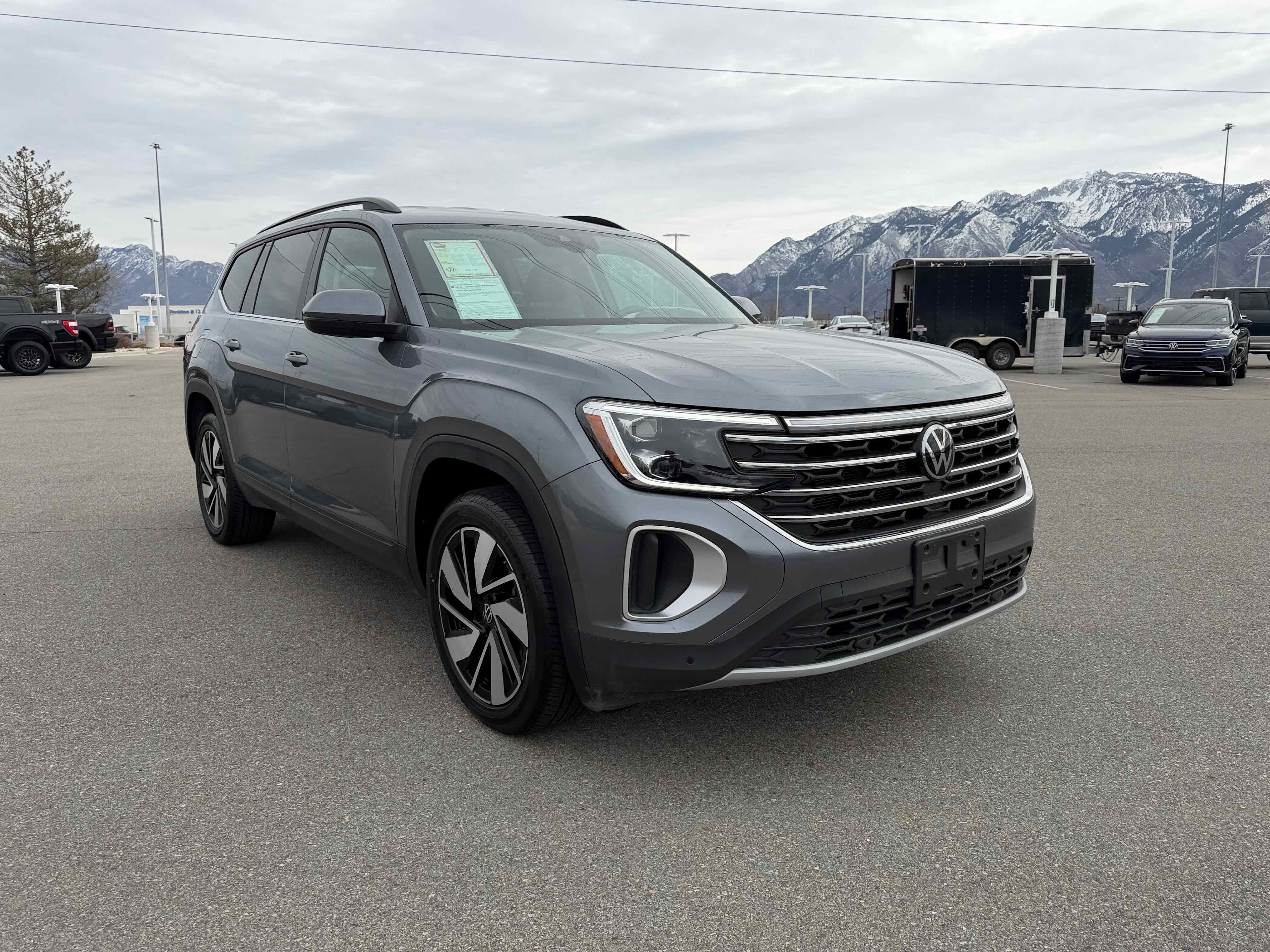 2025 Volkswagen Atlas 2.0T SE w/Technology