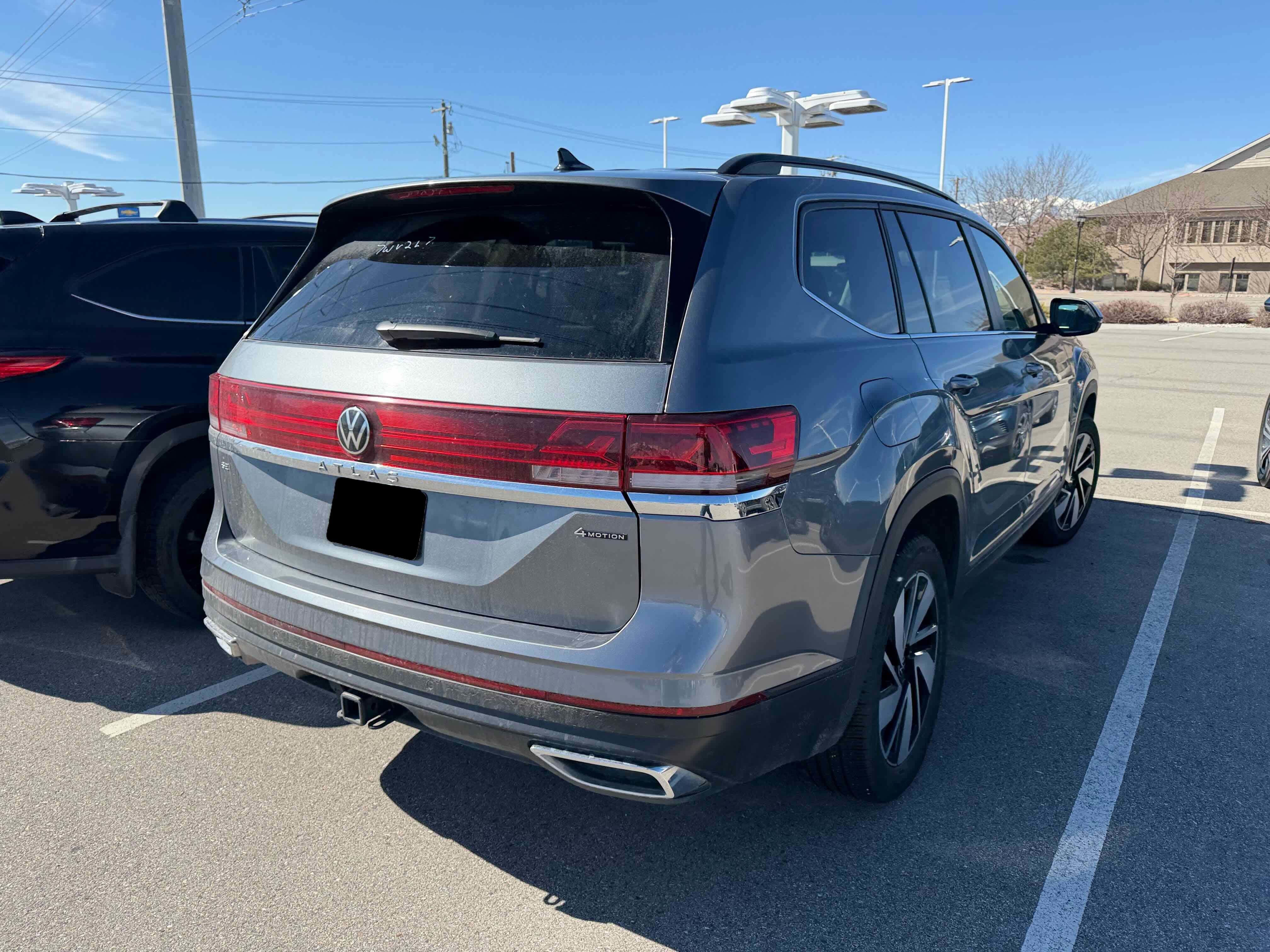 2024 Volkswagen Atlas 2.0T SE w/Technology