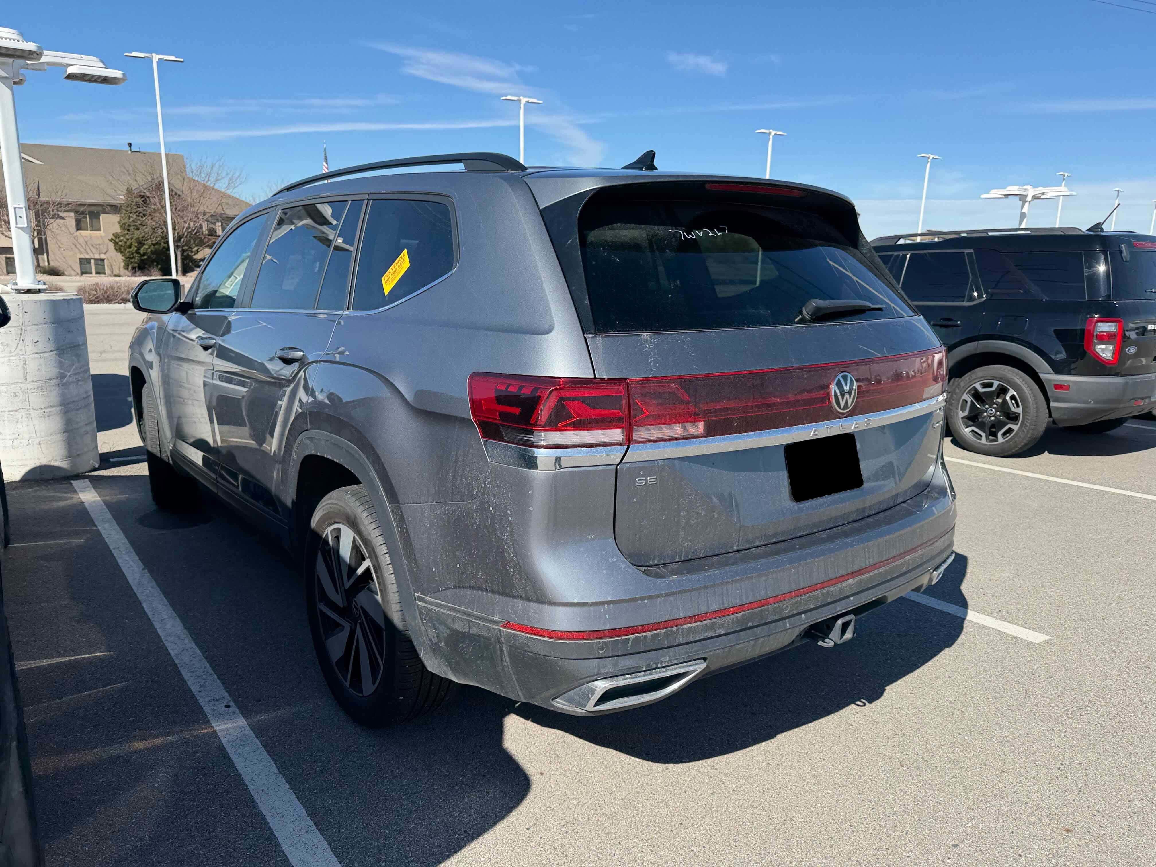 2024 Volkswagen Atlas 2.0T SE w/Technology