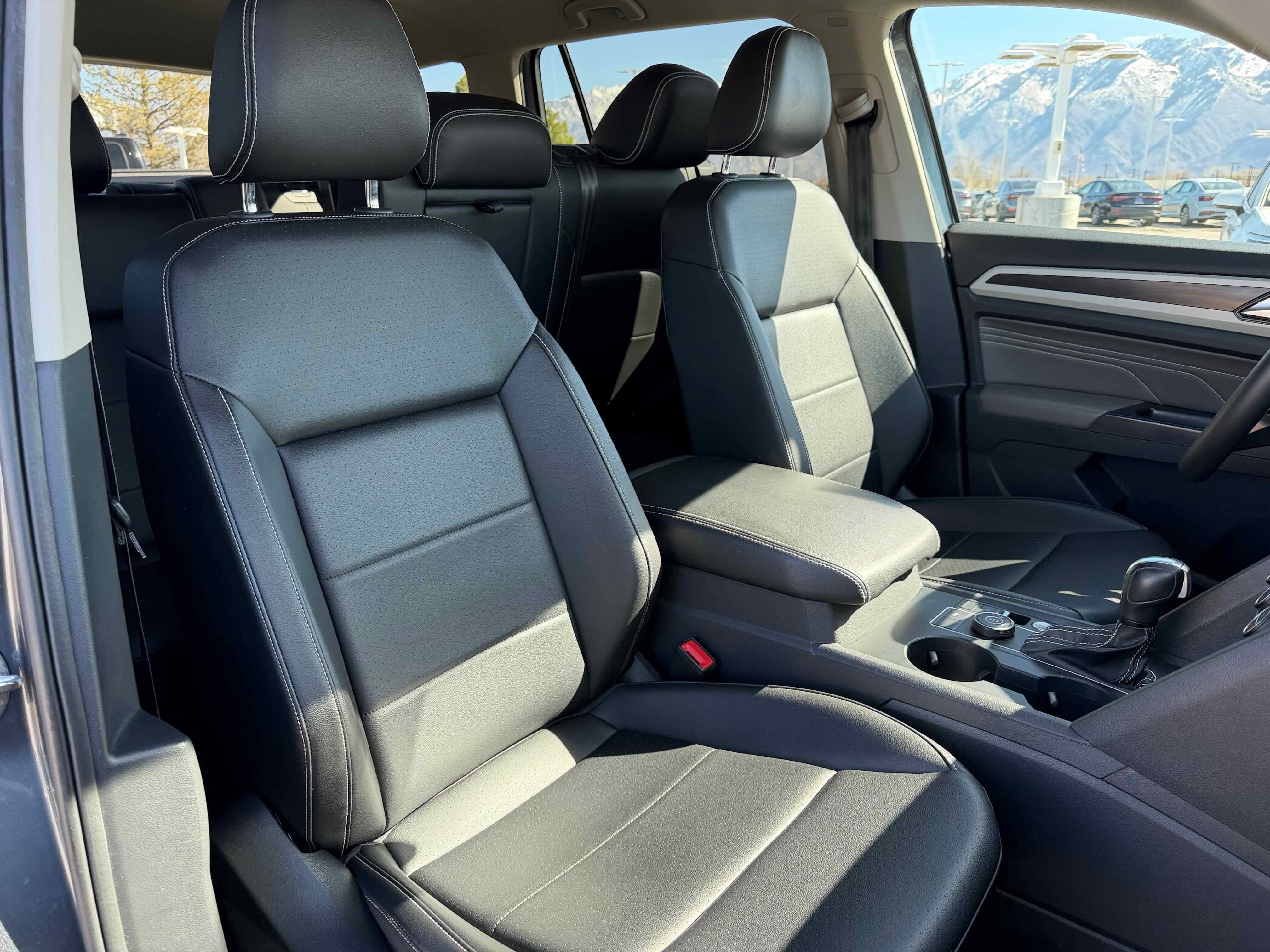 2021 Volkswagen Atlas 3.6L V6 SE w/Technology