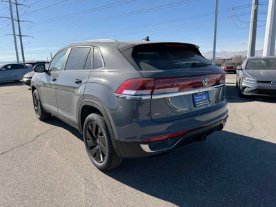2026 Volkswagen Atlas Cross Sport 2.0T SE w/Technology
