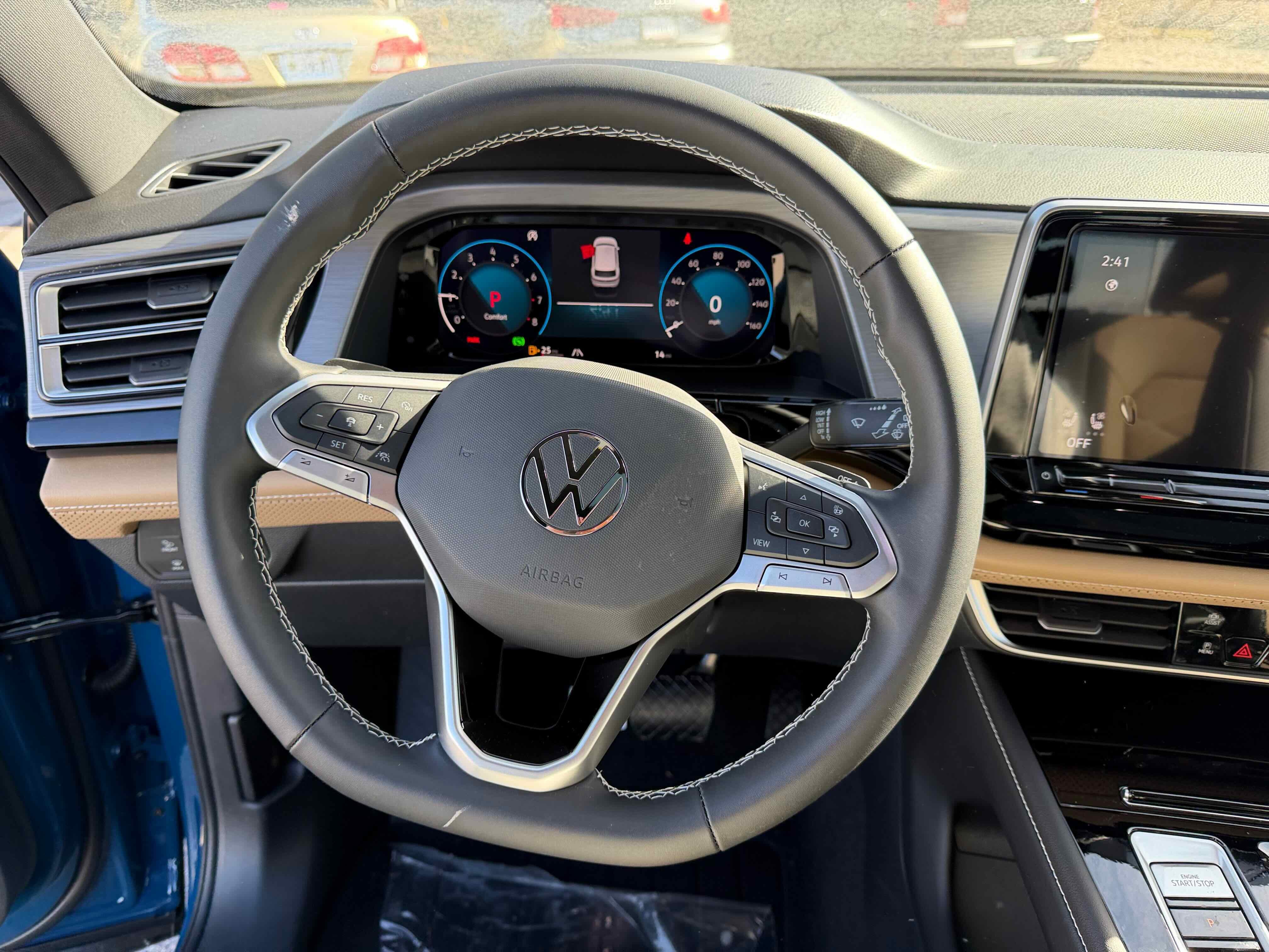 2026 Volkswagen Atlas Cross Sport 2.0T SE w/Technology