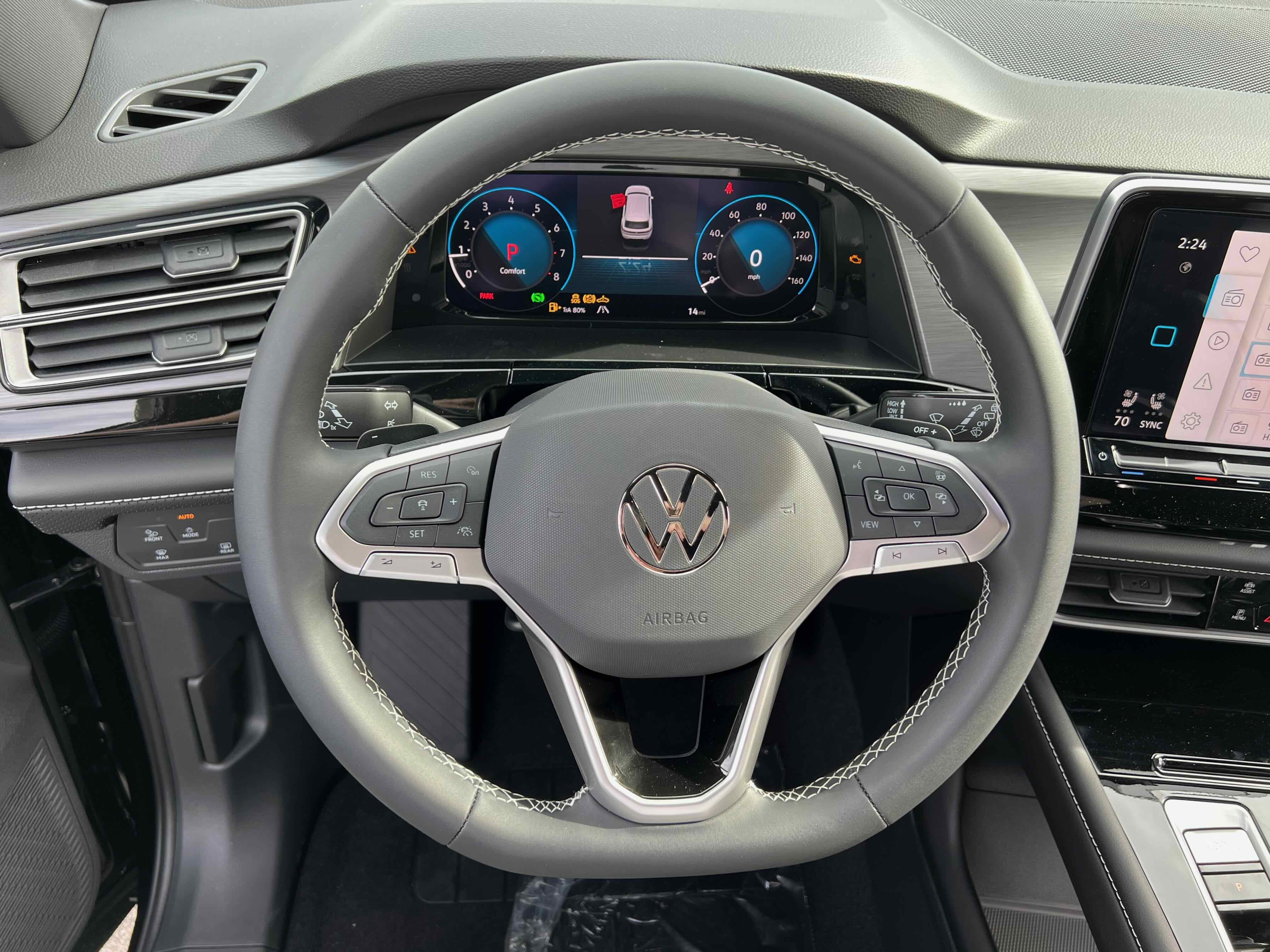 2026 Volkswagen Atlas Cross Sport 2.0T SE w/Technology