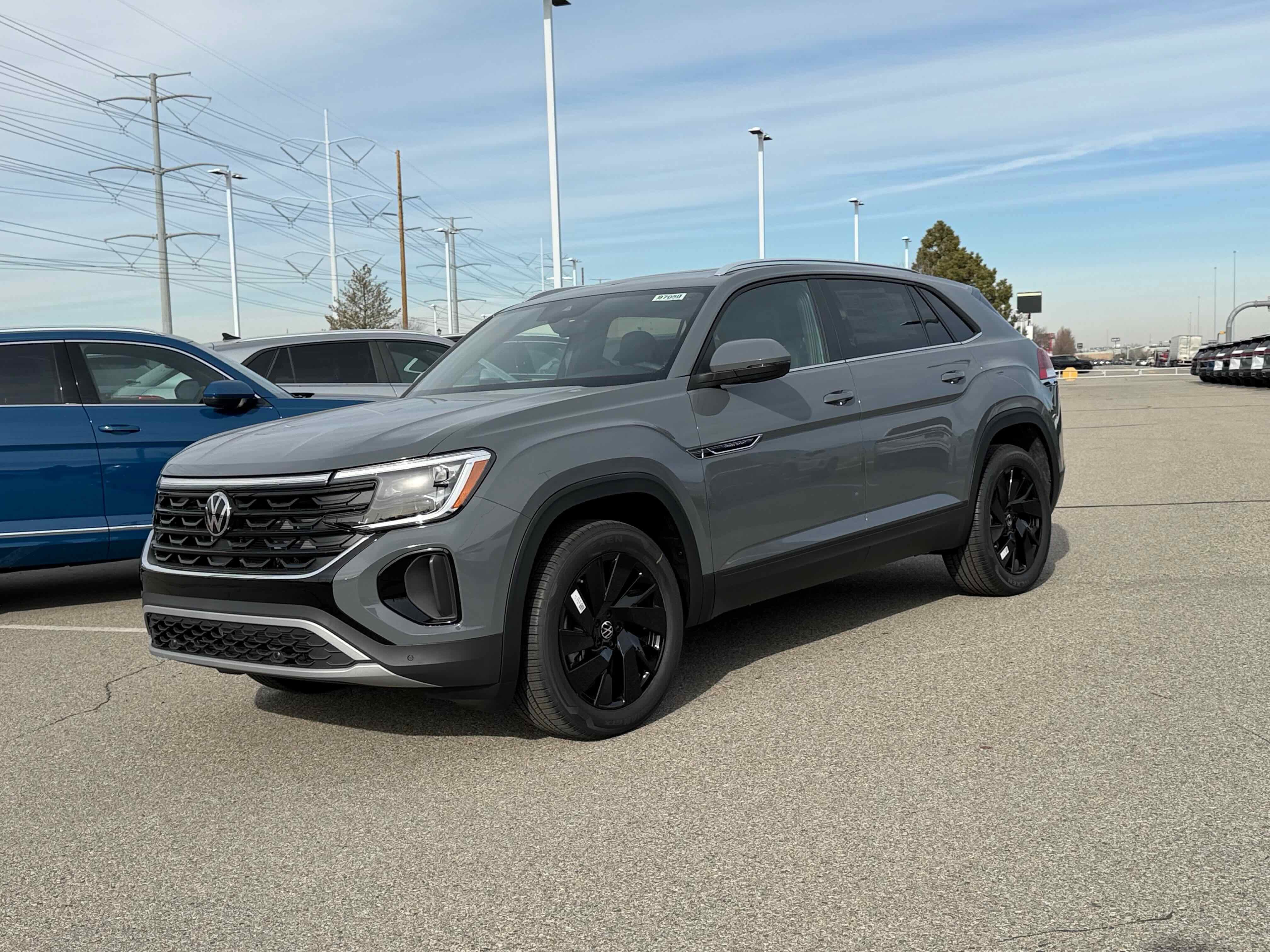 2026 Volkswagen Atlas Cross Sport 2.0T SE w/Technology