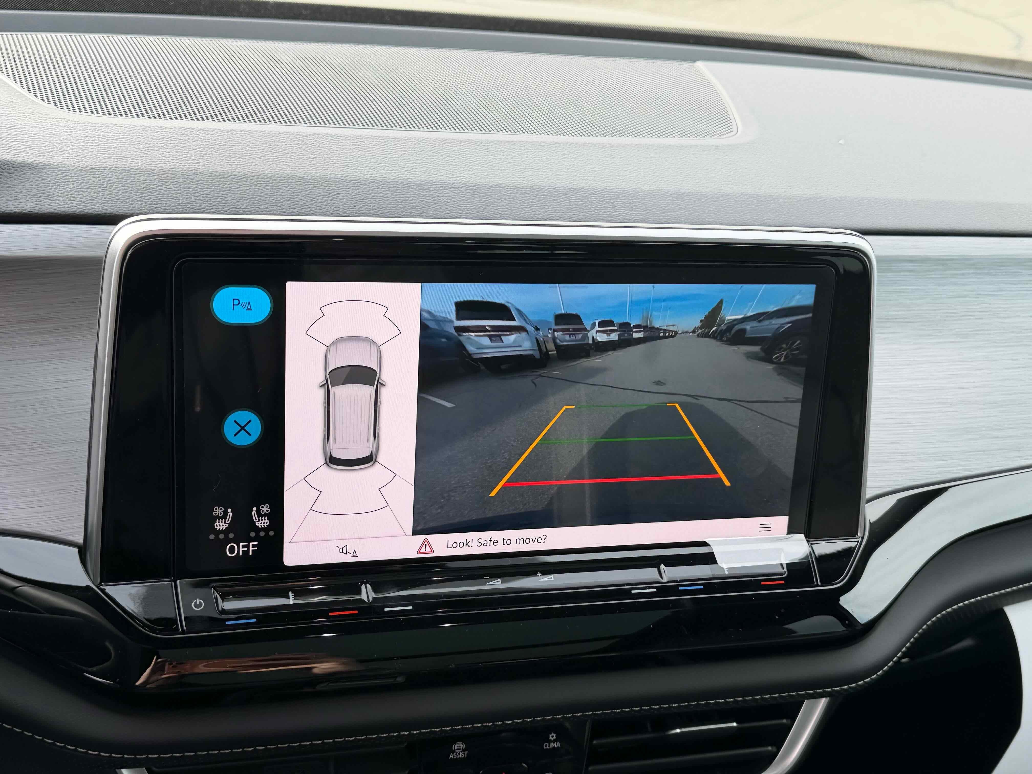 2026 Volkswagen Atlas Cross Sport 2.0T SE w/Technology