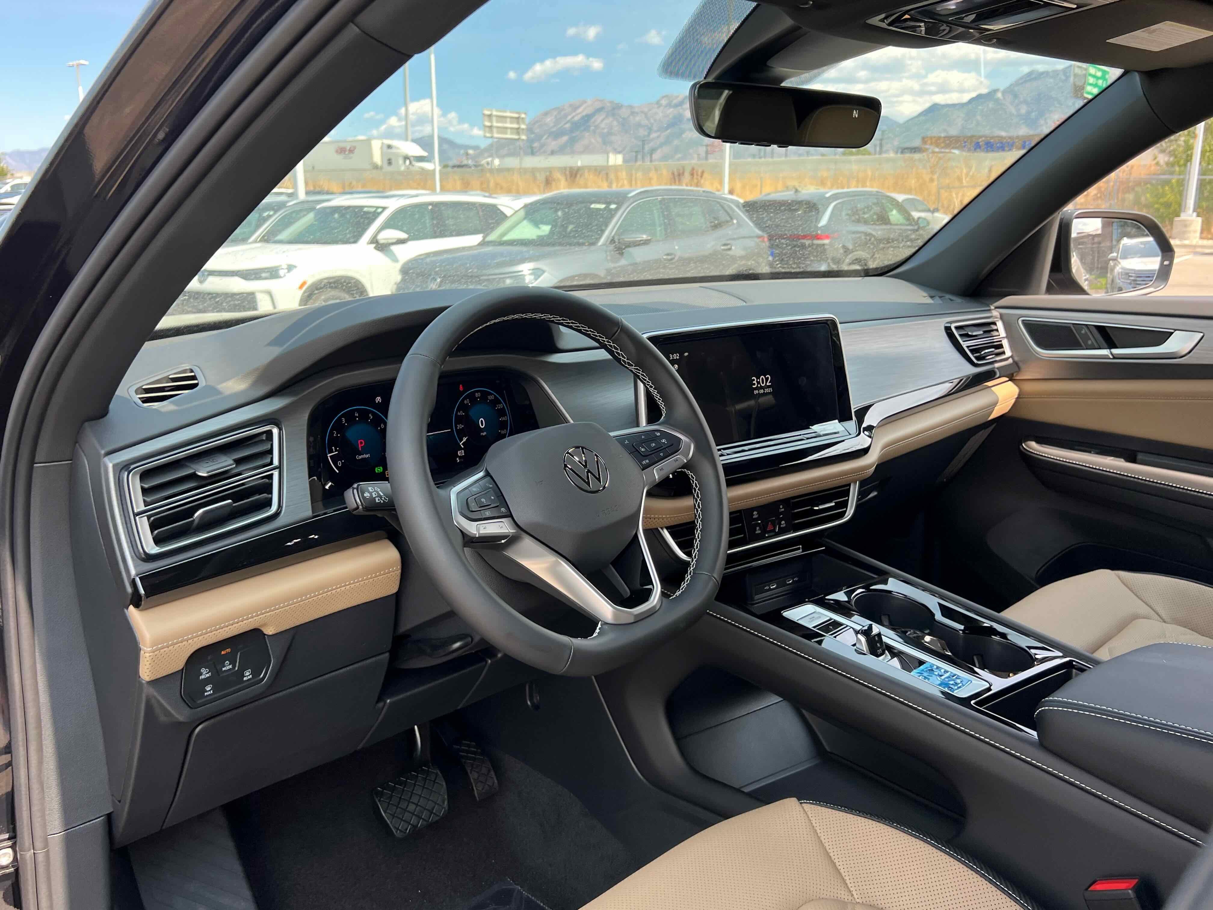 2026 Volkswagen Atlas Cross Sport 2.0T SE w/Technology