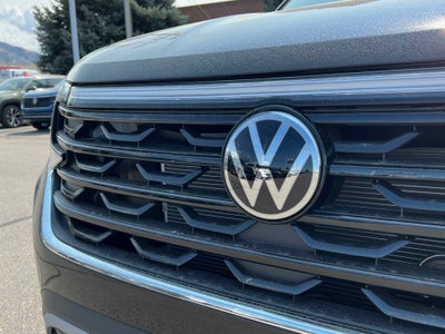 2026 Volkswagen Atlas Cross Sport 2.0T SE w/Technology