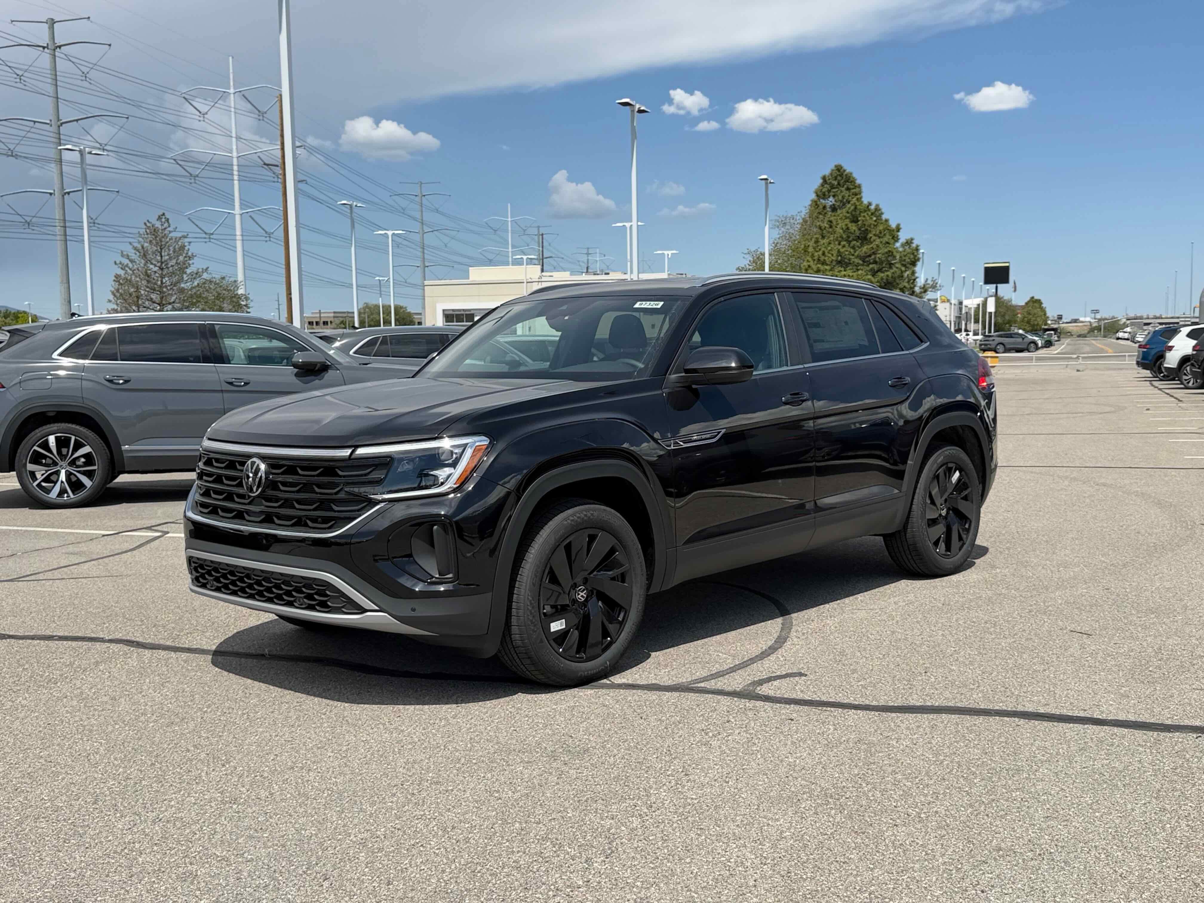 2026 Volkswagen Atlas Cross Sport 2.0T SE w/Tech 4MOTION's photo