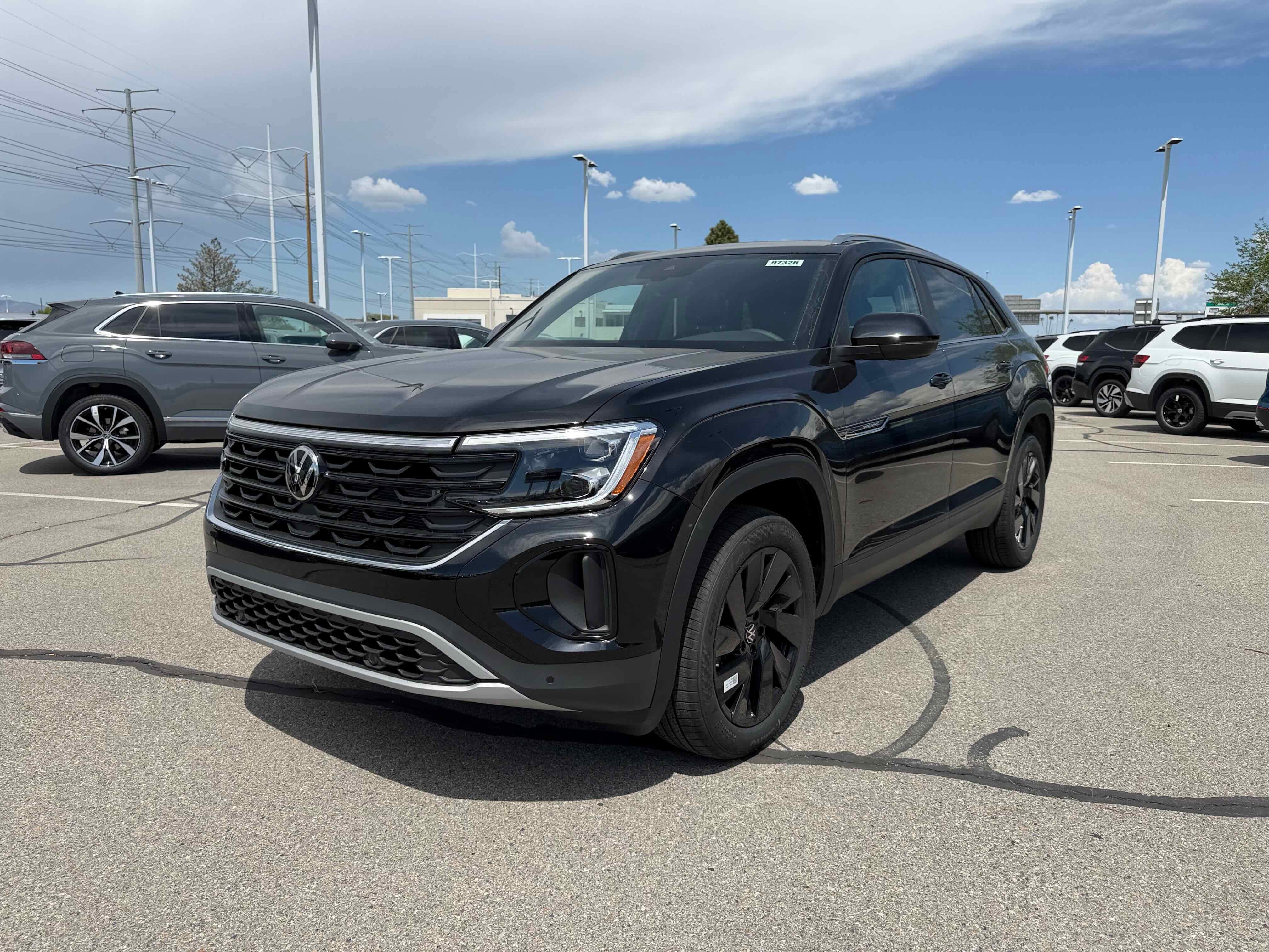 2026 Volkswagen Atlas Cross Sport 2.0T SE w/Technology