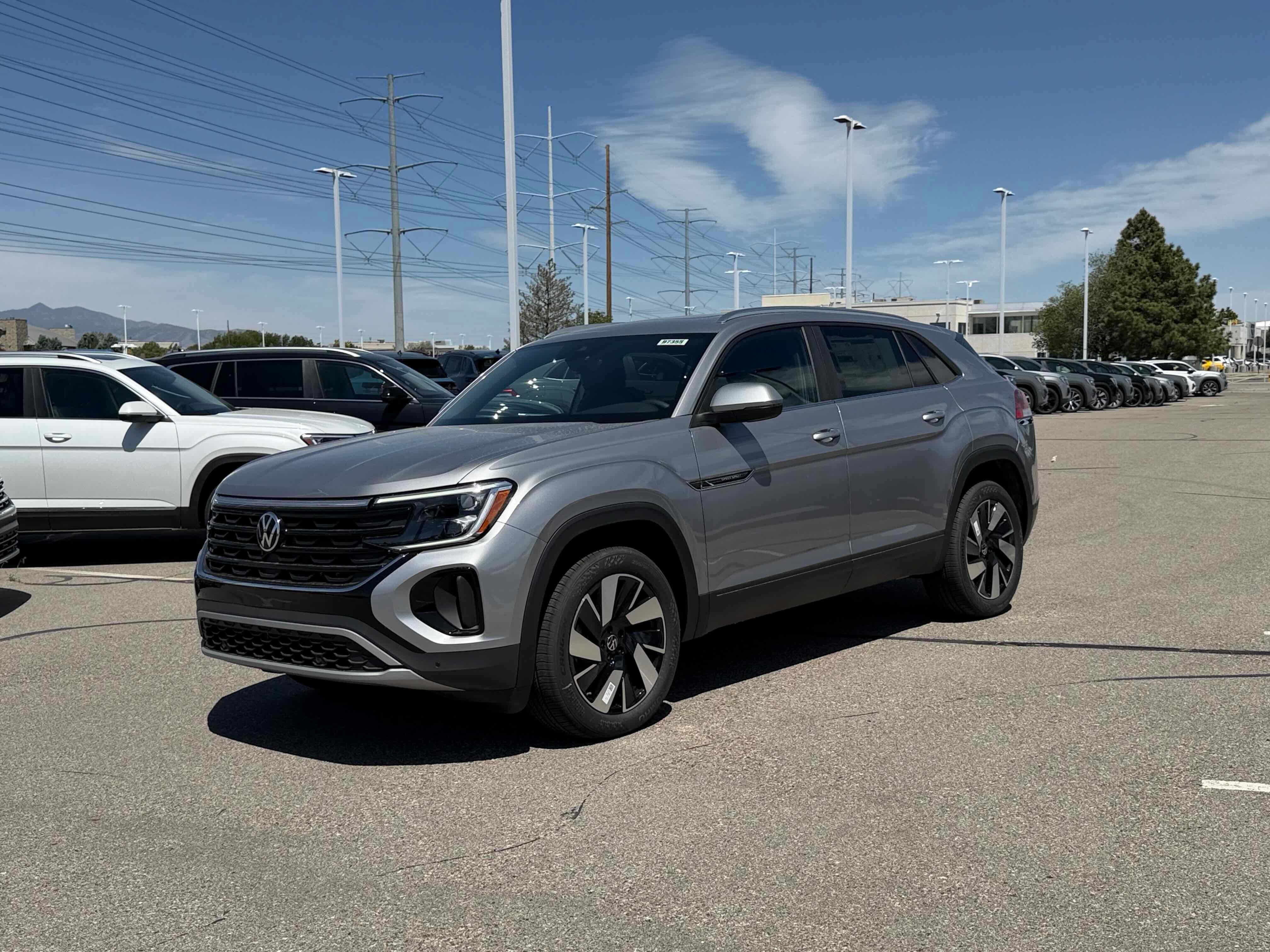 2026 Volkswagen Atlas Cross Sport 2.0T SE w/Tech 4MOTION's photo