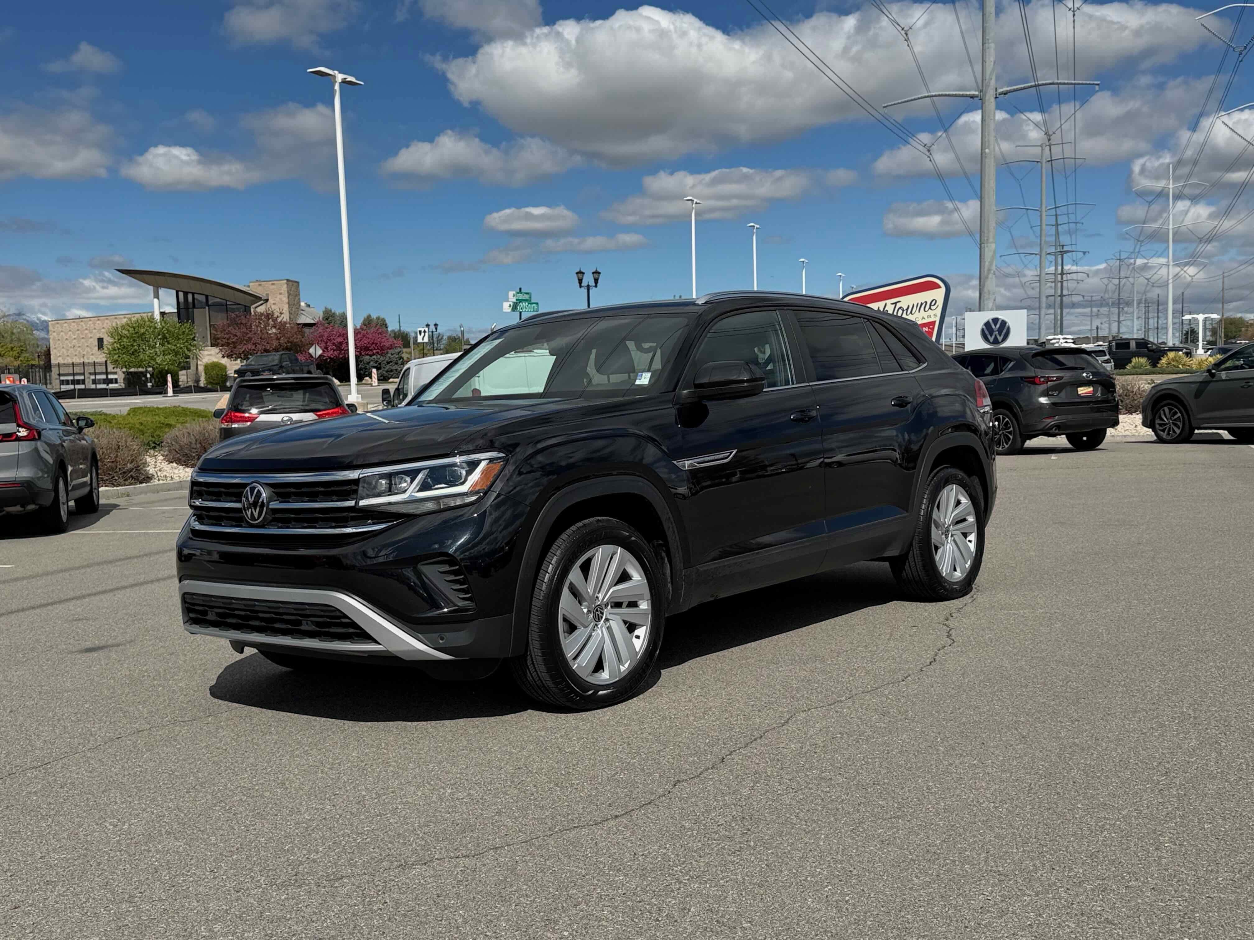 2023 Volkswagen Atlas Cross Sport 3.6L V6 SE w/Technology
