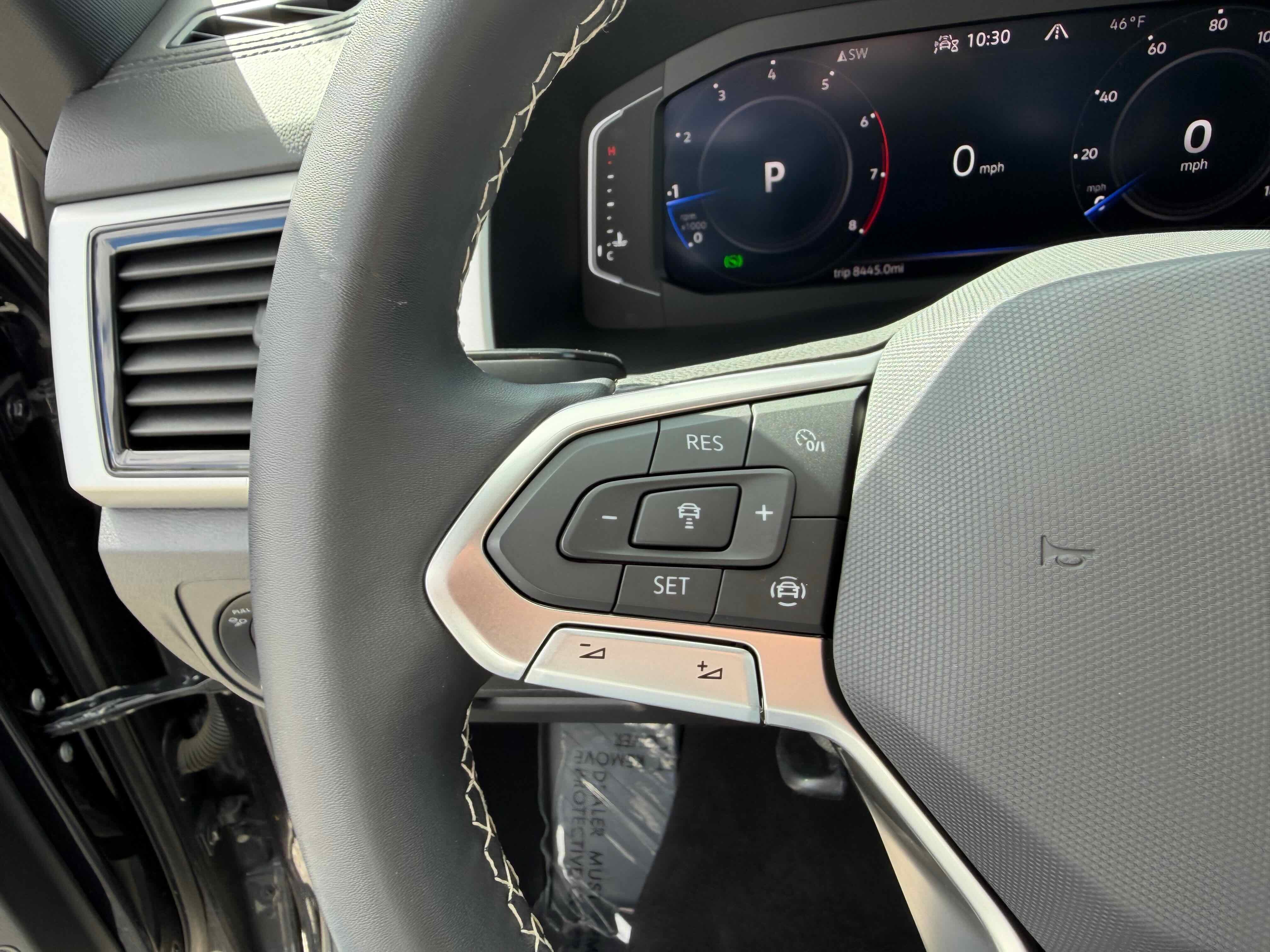 2023 Volkswagen Atlas Cross Sport 3.6L V6 SE w/Technology