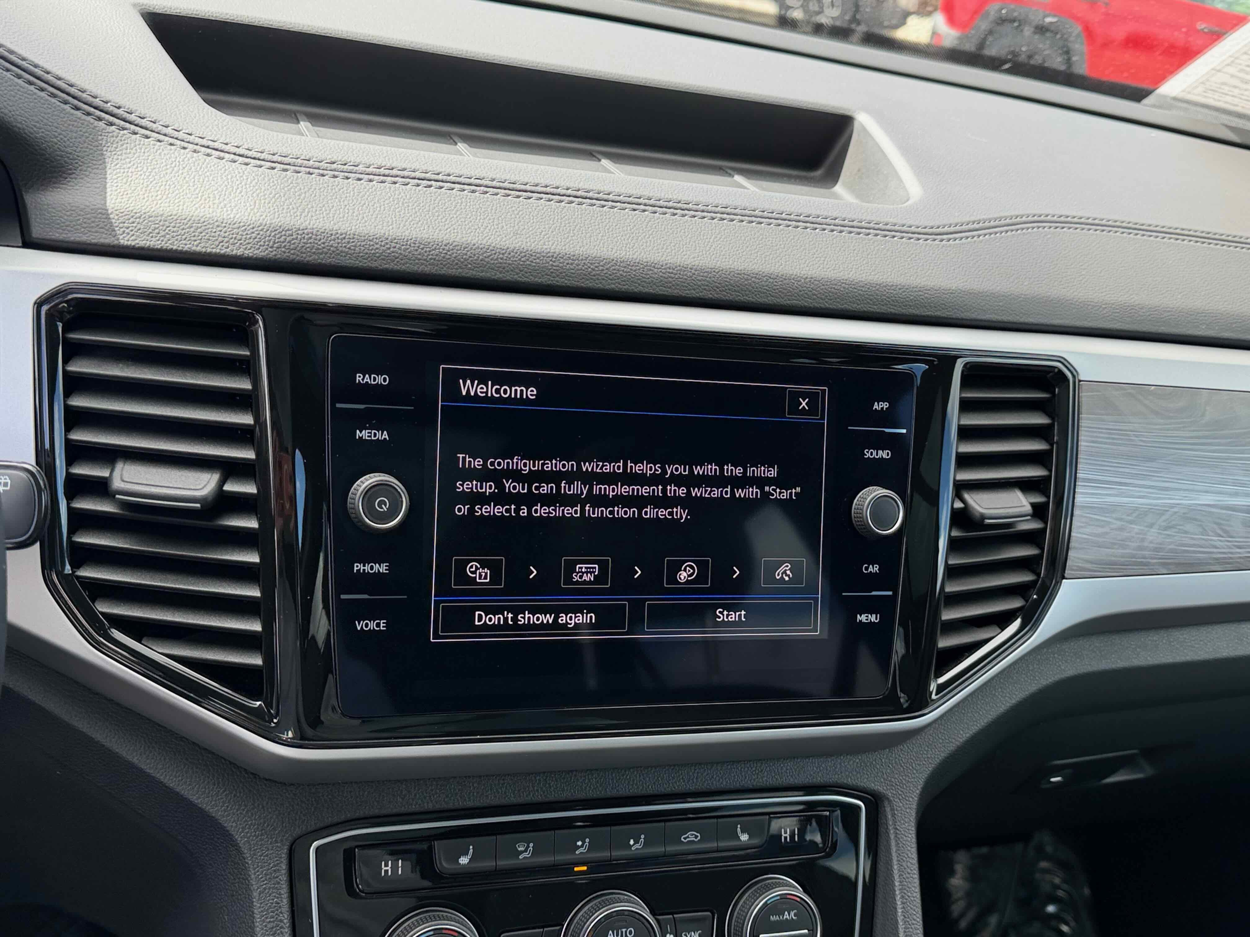 2023 Volkswagen Atlas Cross Sport 3.6L V6 SE w/Technology