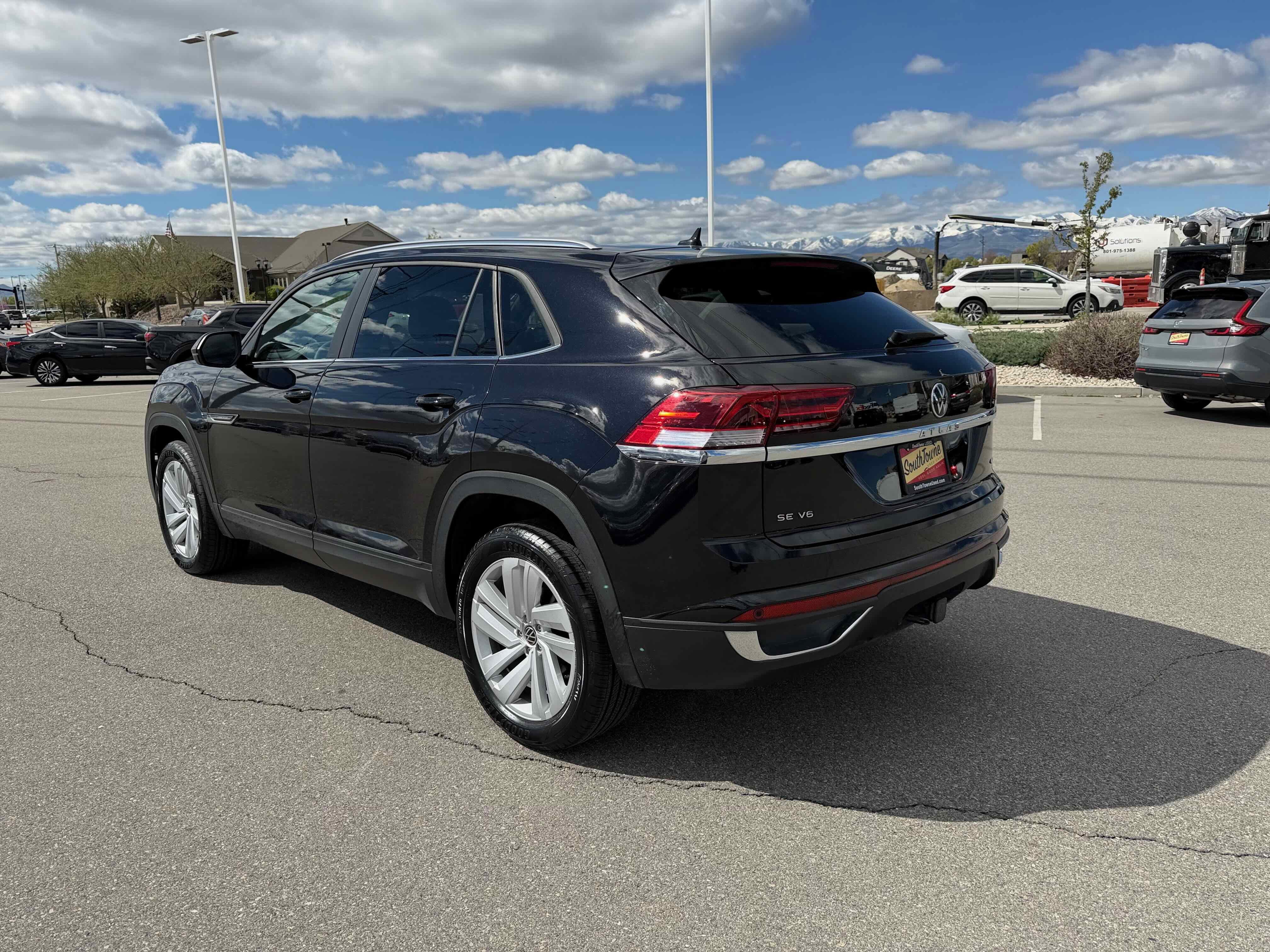 2023 Volkswagen Atlas Cross Sport 3.6L V6 SE w/Technology