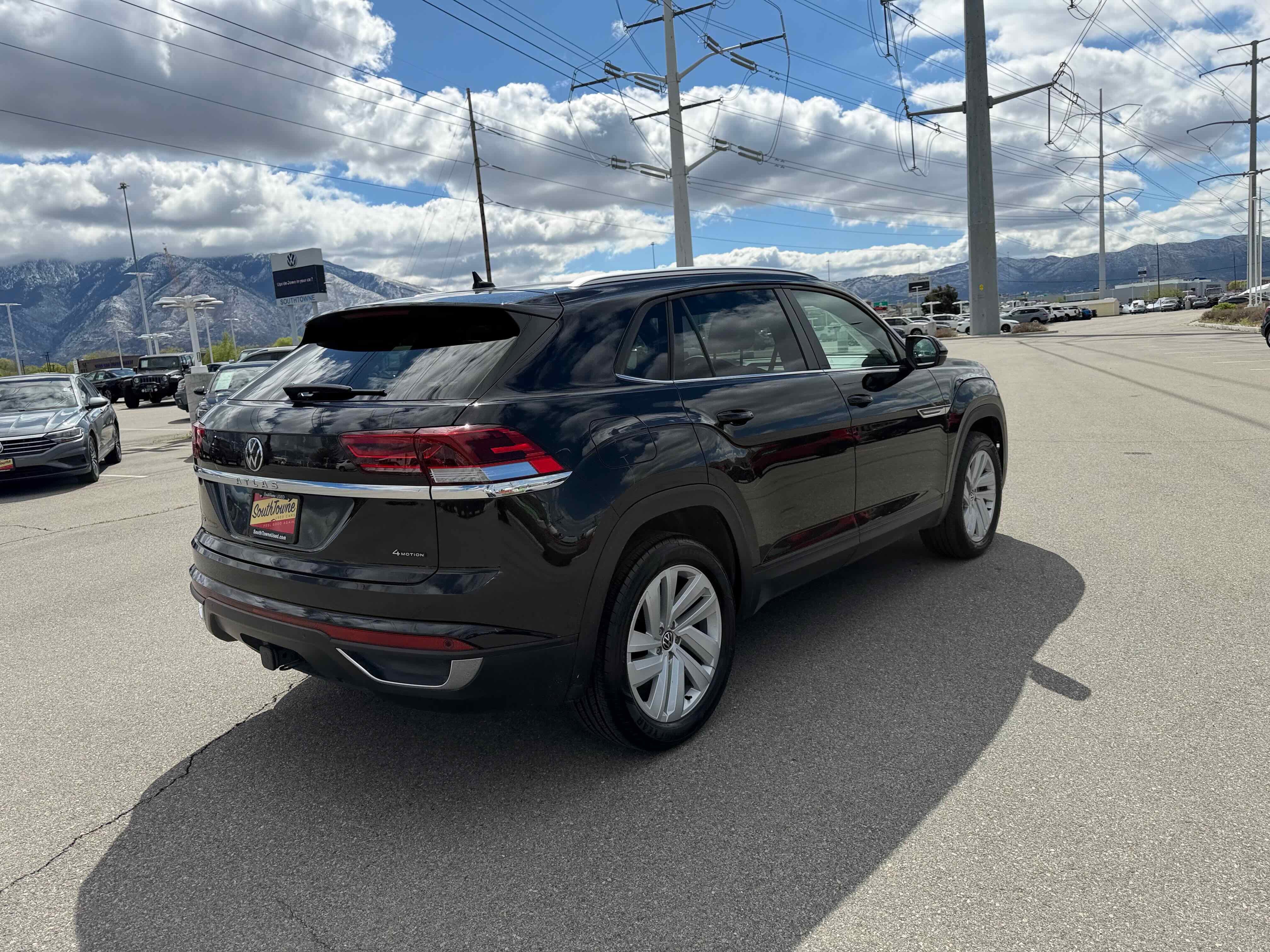 2023 Volkswagen Atlas Cross Sport 3.6L V6 SE w/Technology