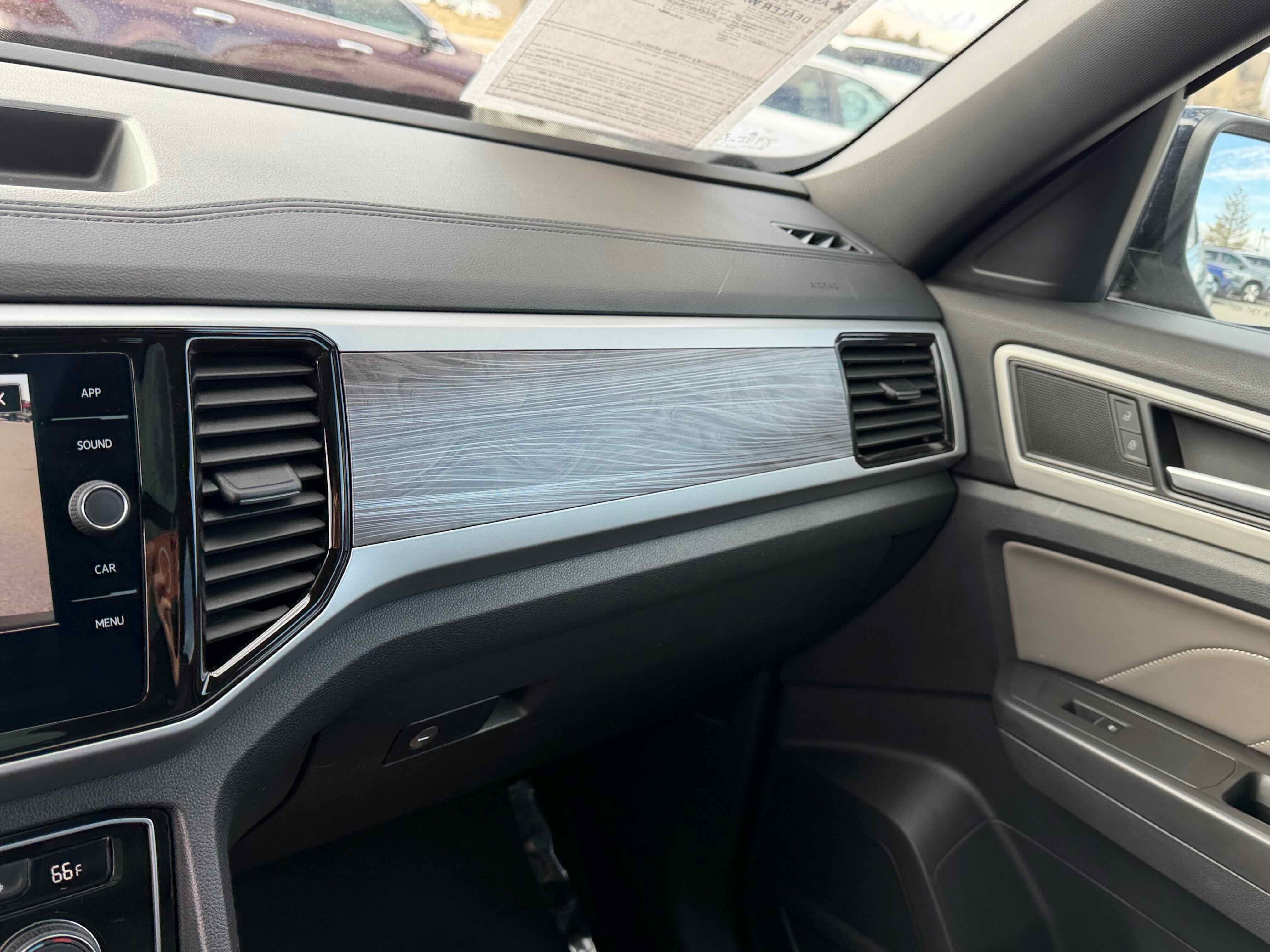 2022 Volkswagen Atlas Cross Sport 3.6L V6 SE w/Technology