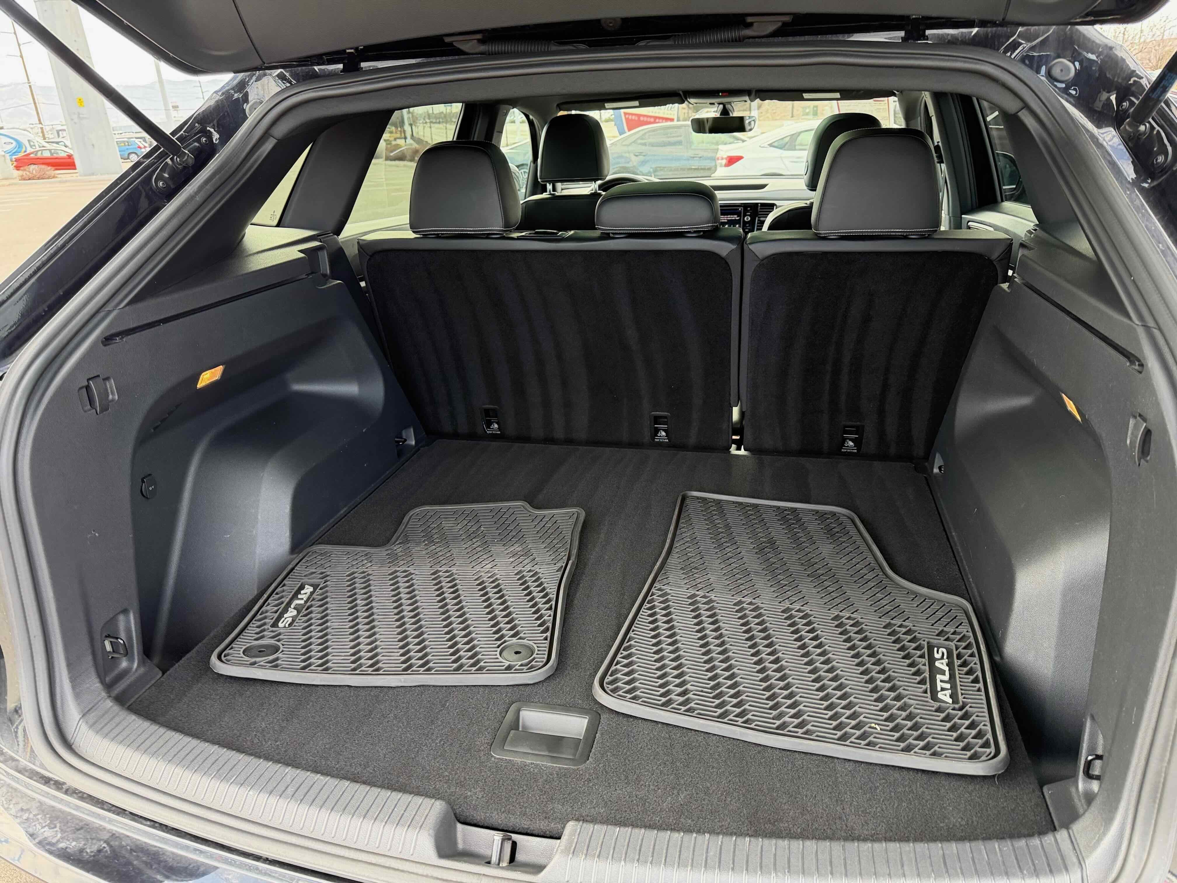 2022 Volkswagen Atlas Cross Sport 3.6L V6 SE w/Technology