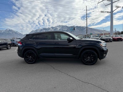 2022 Volkswagen Atlas Cross Sport 3.6L V6 SE w/Technology