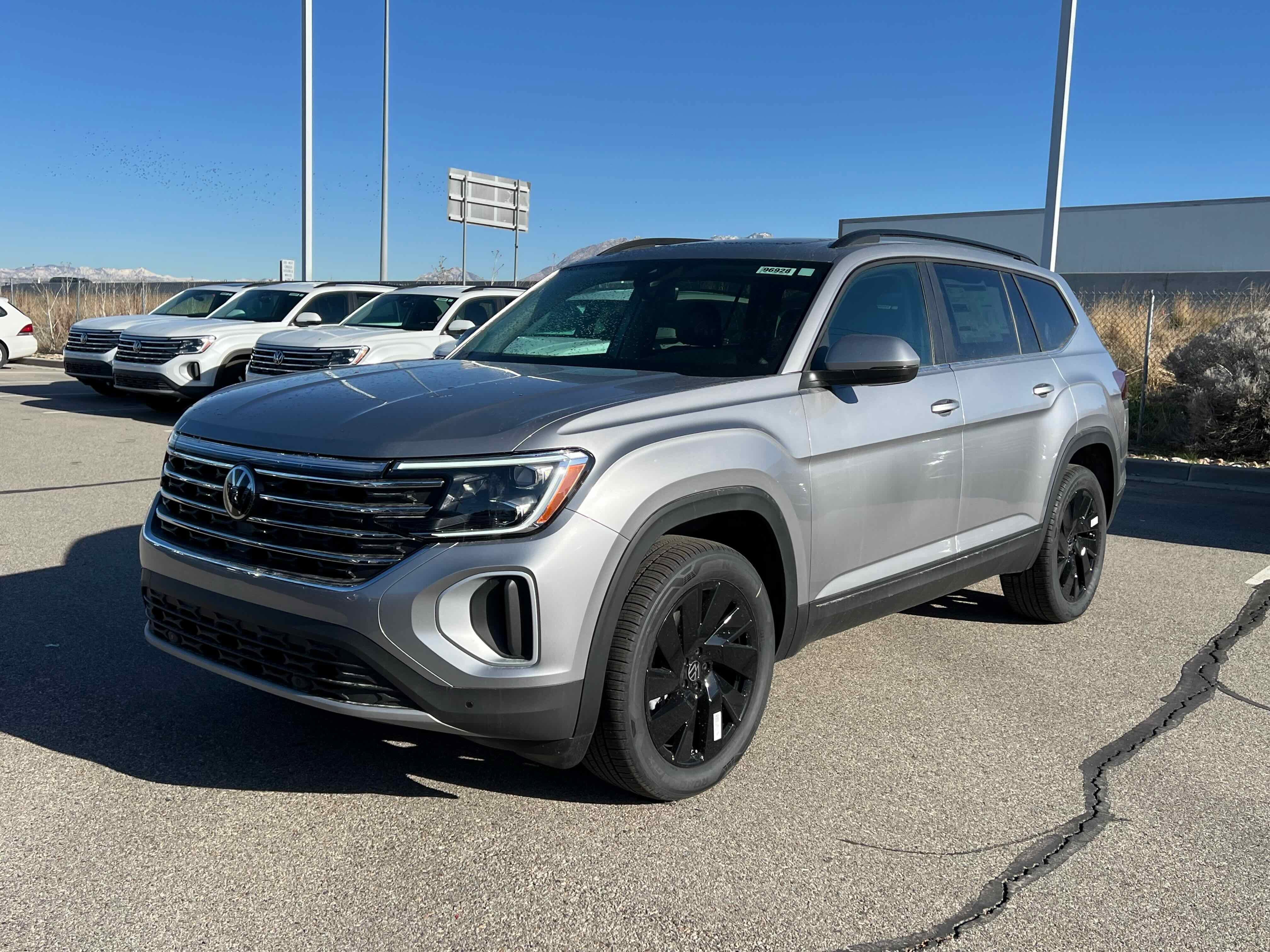 2026 Volkswagen Atlas 2.0T SE w/Technology