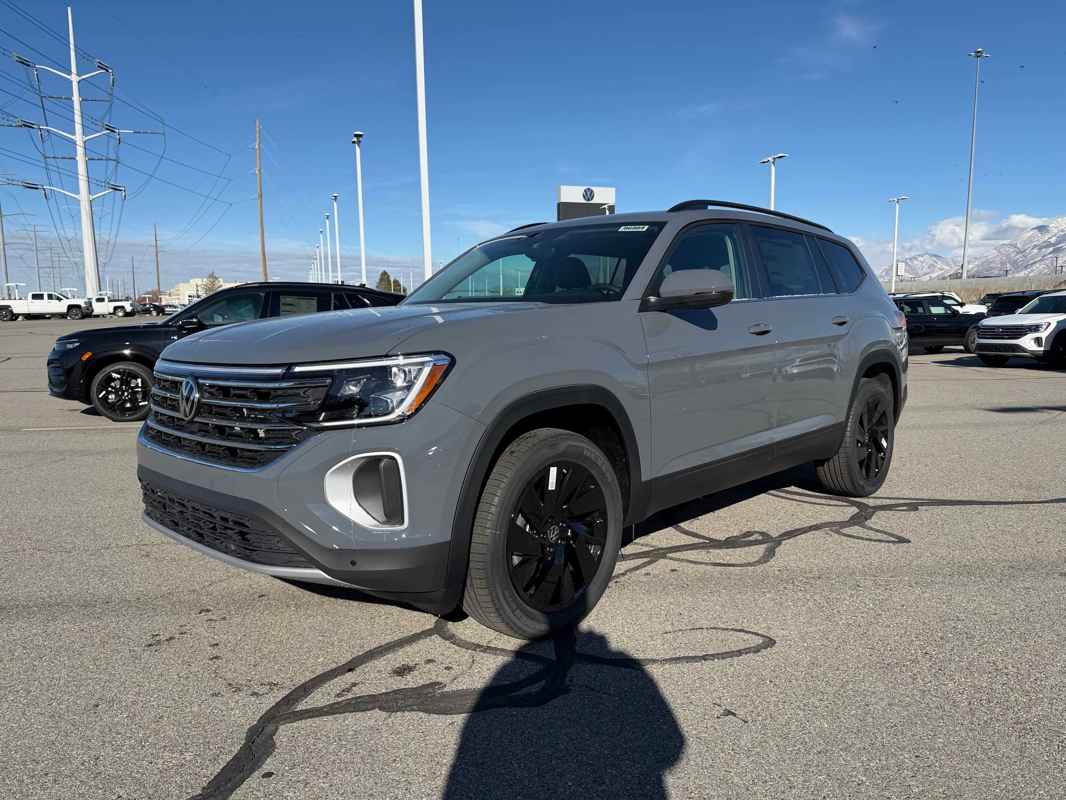 2026 Volkswagen Atlas 2.0T SE w/Technology