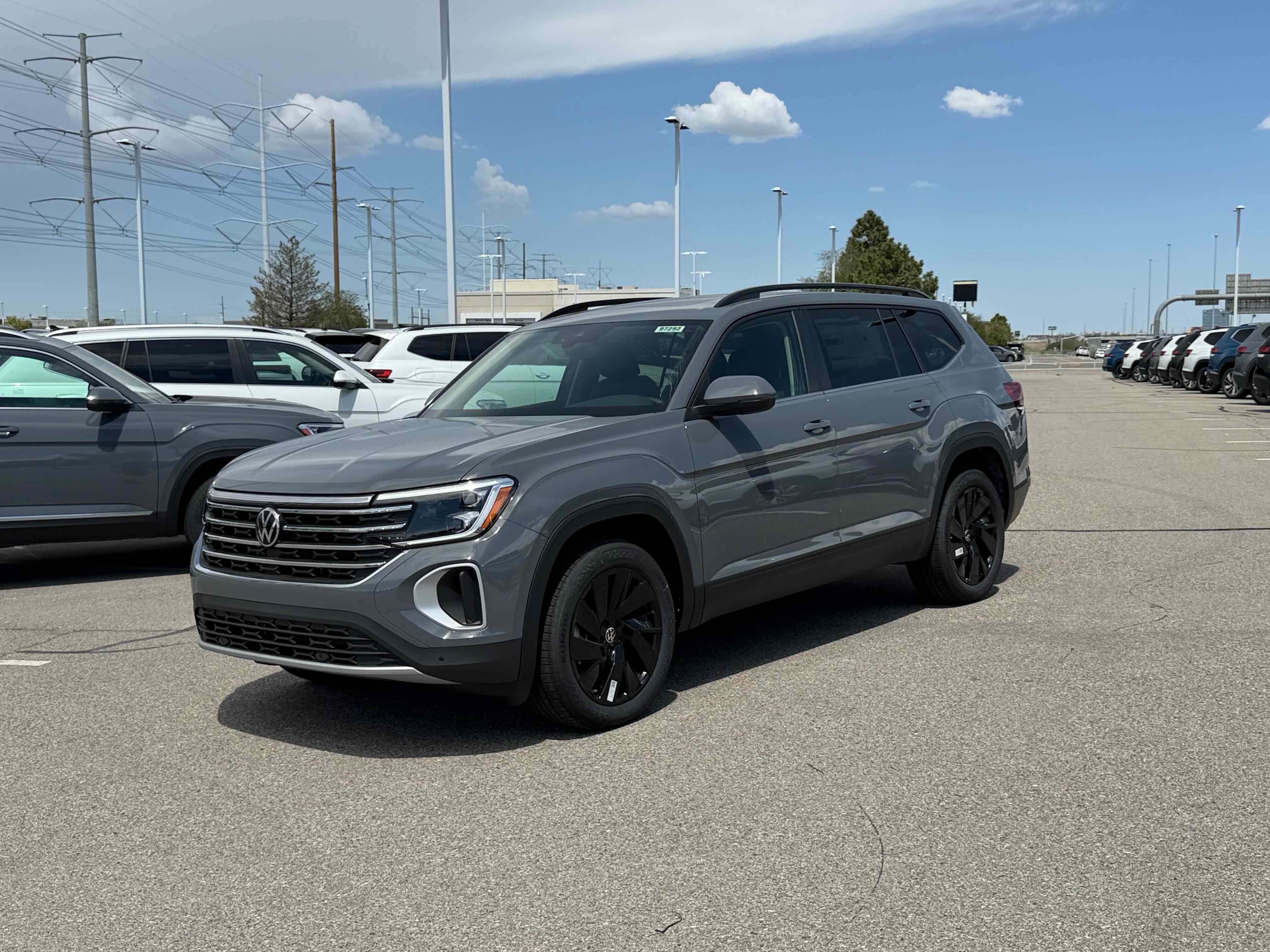 2026 Volkswagen Atlas 2.0T SE w/Tech 4MOTION's photo